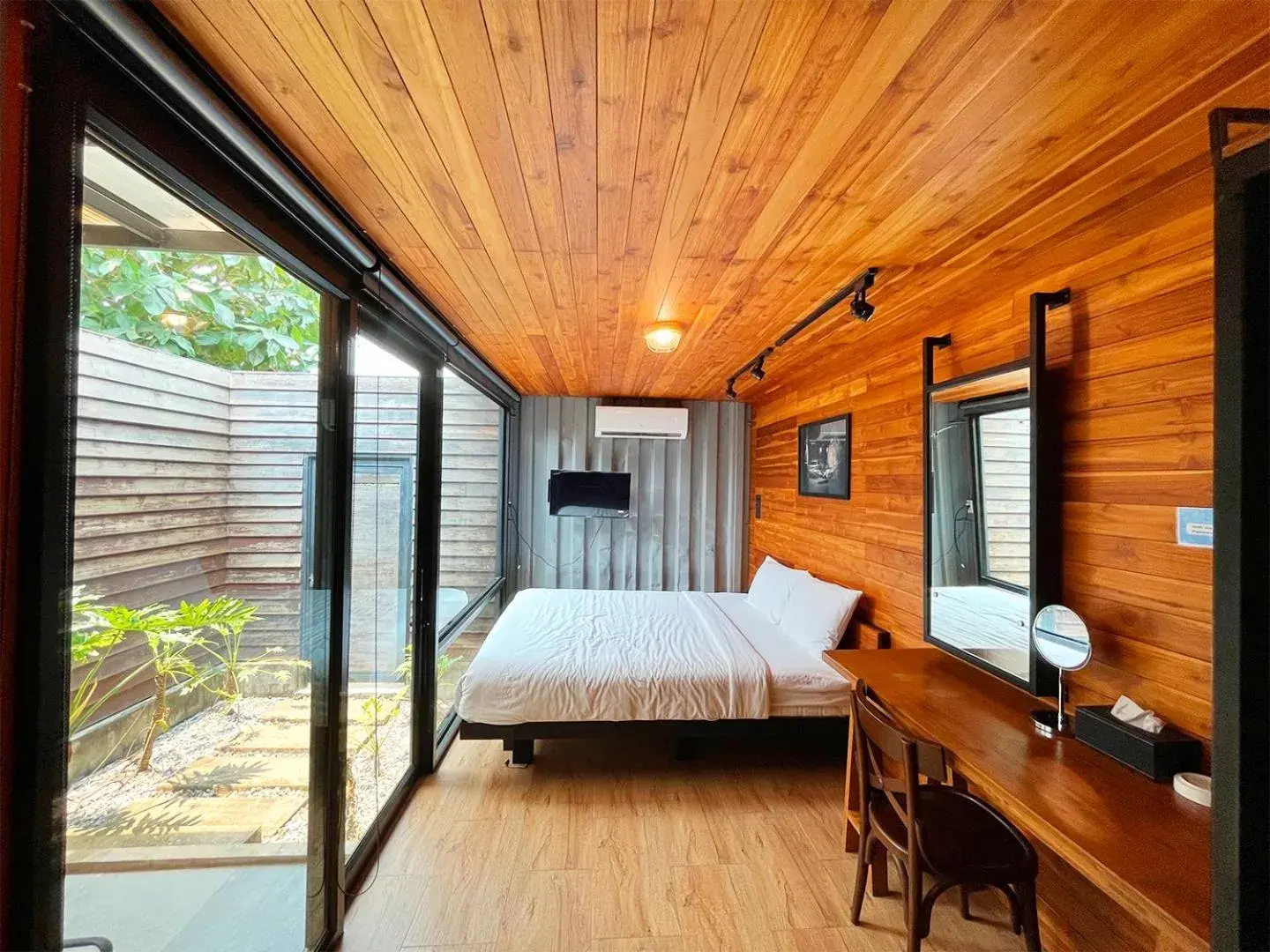 Bedroom, Bed in Kong Resort Vangvieng Bedroom, Bed in Kong Resort Vangvieng