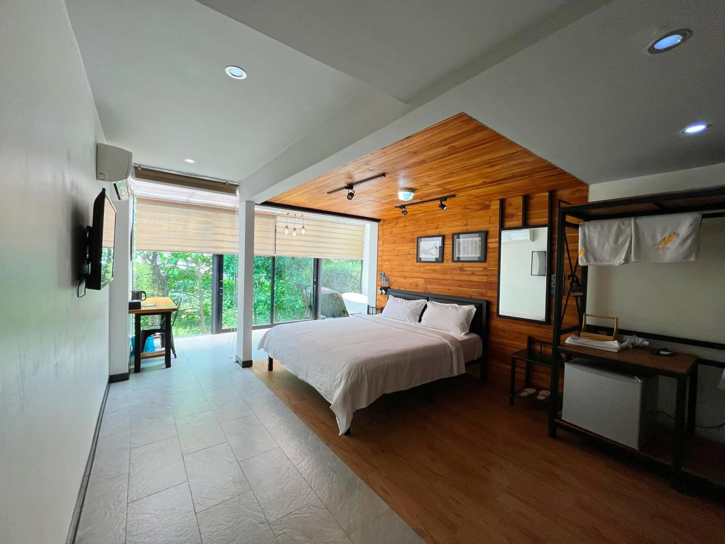 Bed in Kong Resort Vangvieng