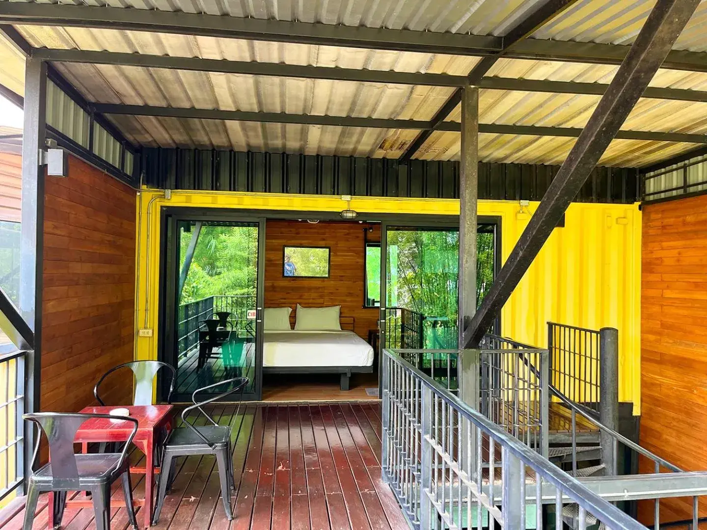 Balcony/Terrace, Bed in Kong Resort Vangvieng Balcony/Terrace, Bed in Kong Resort Vangvieng