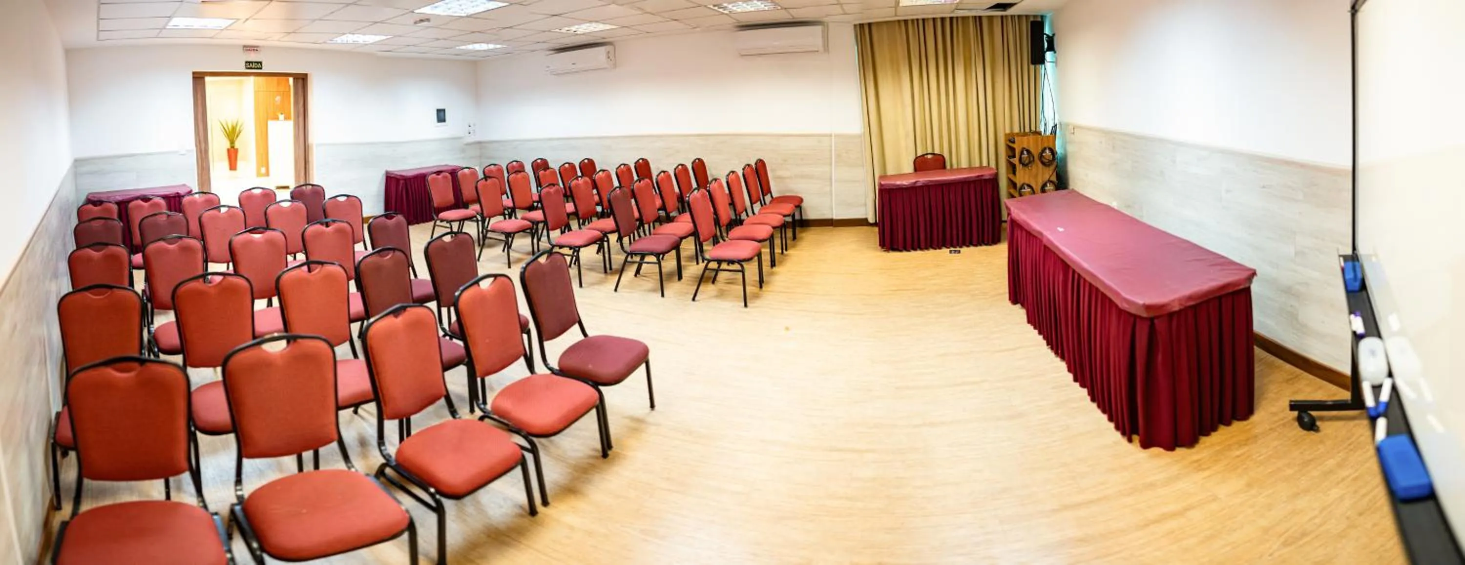 Meeting/conference room in Hotel Santorini
