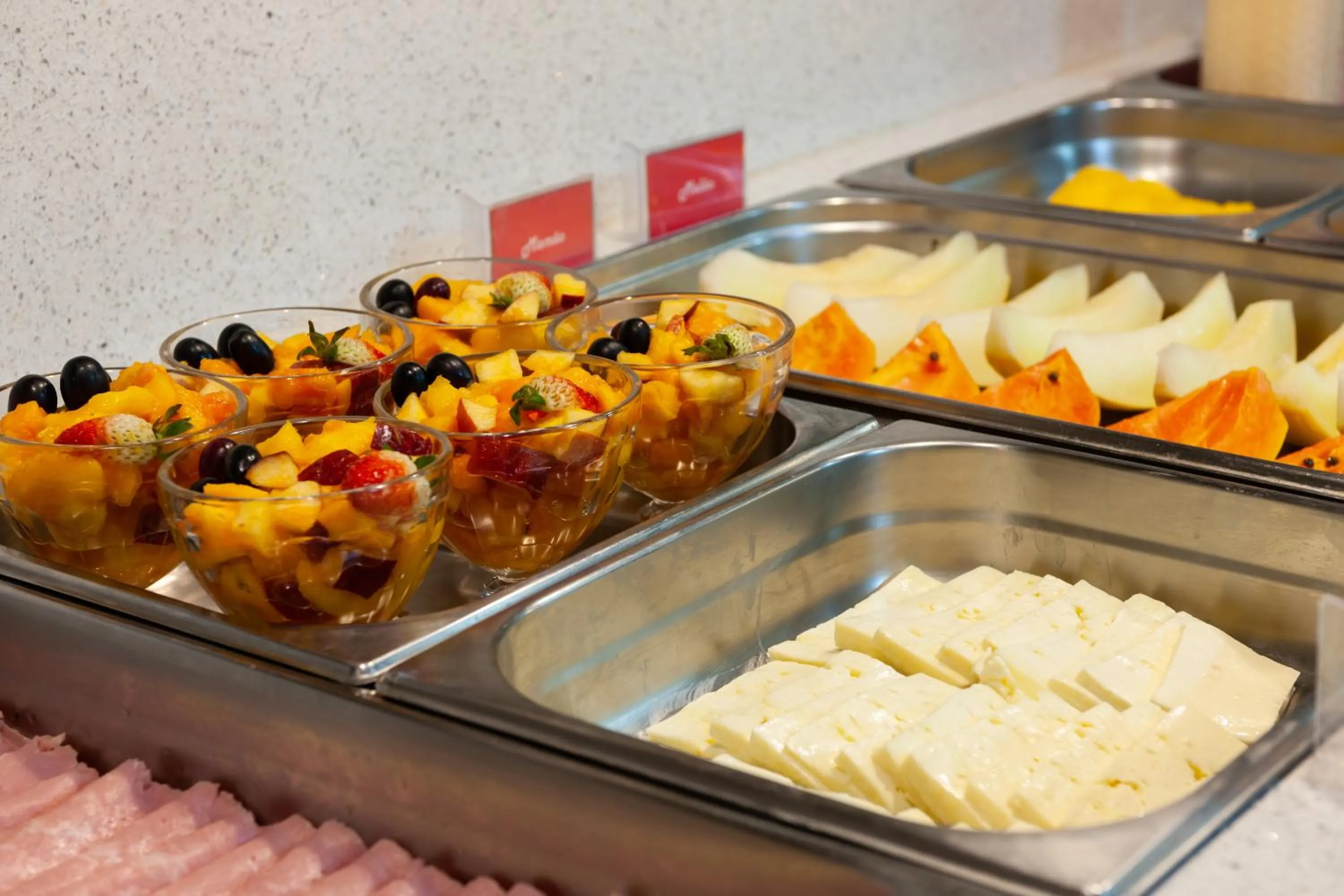 Breakfast in Hotel Santorini