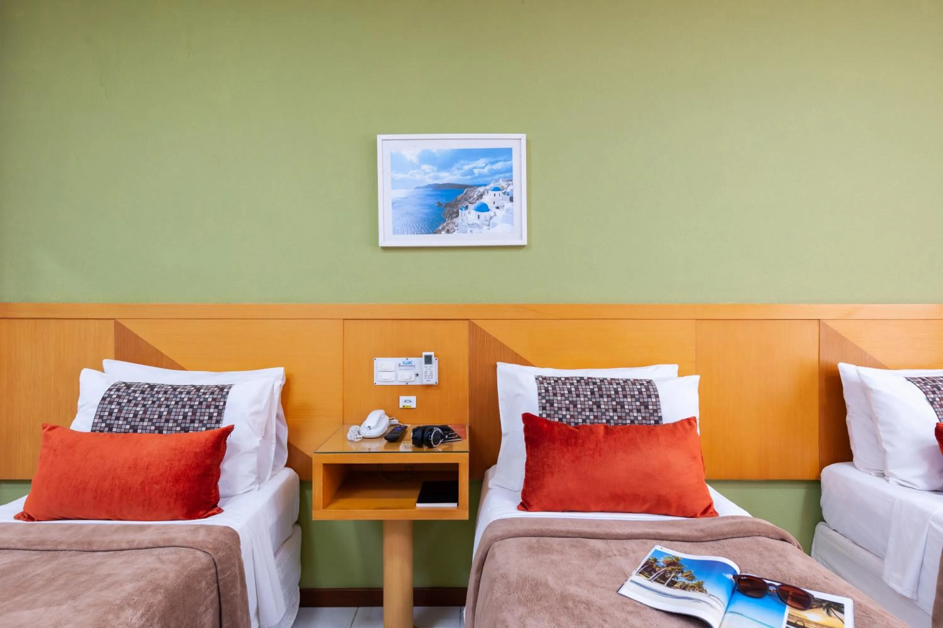 Bedroom in Hotel Santorini