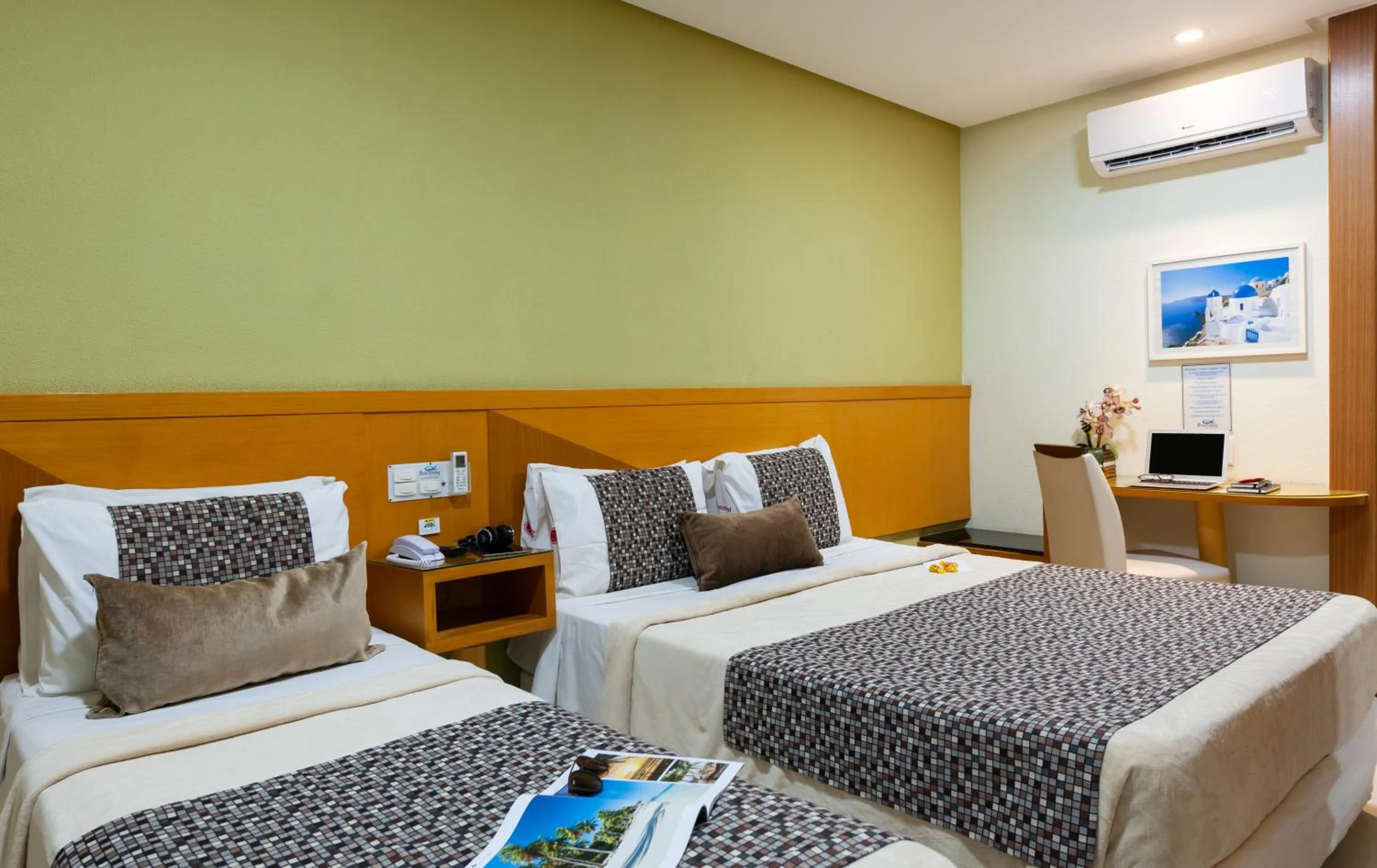 Bedroom, Bed in Hotel Santorini