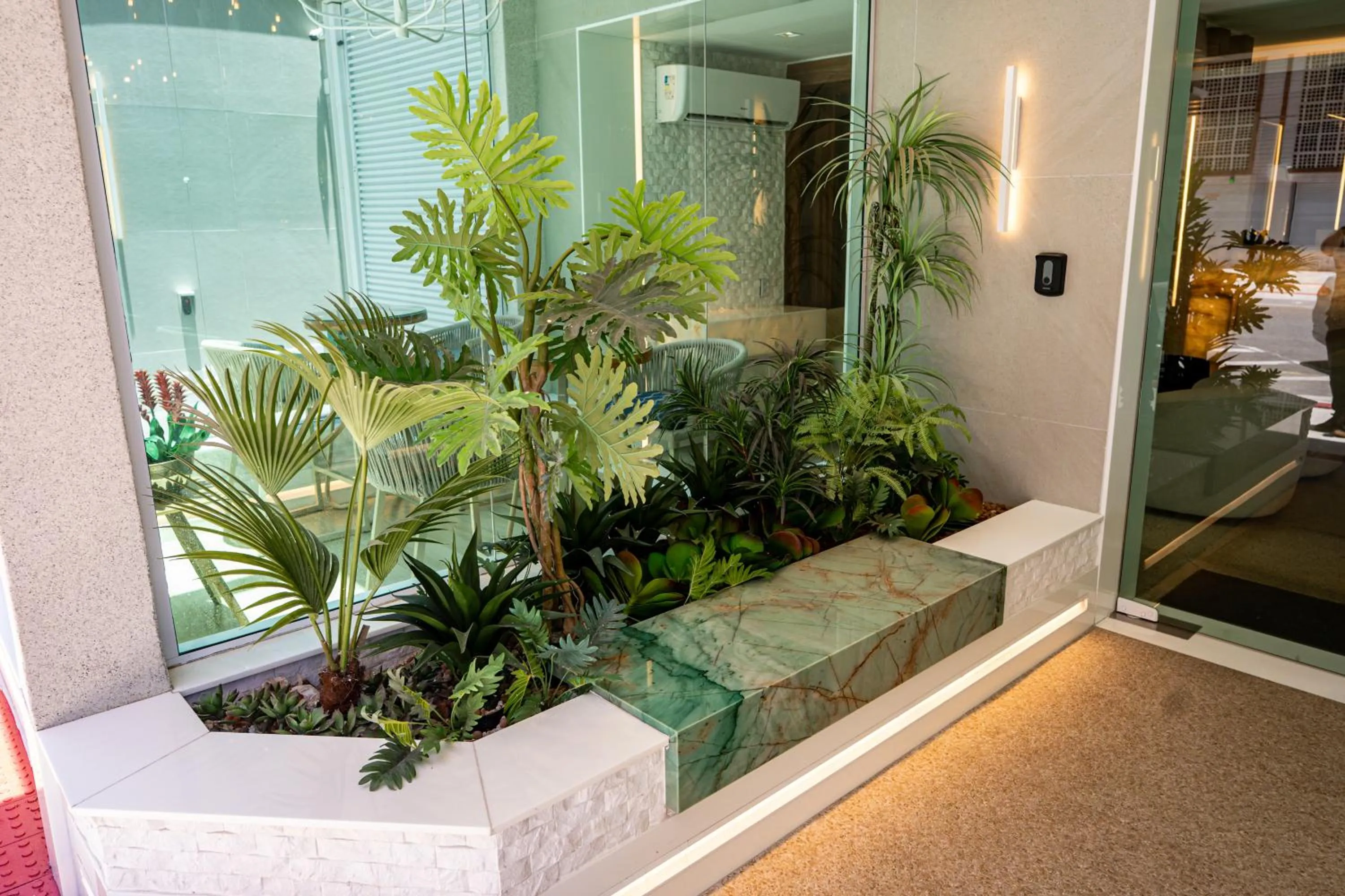 Garden in Hotel Santorini