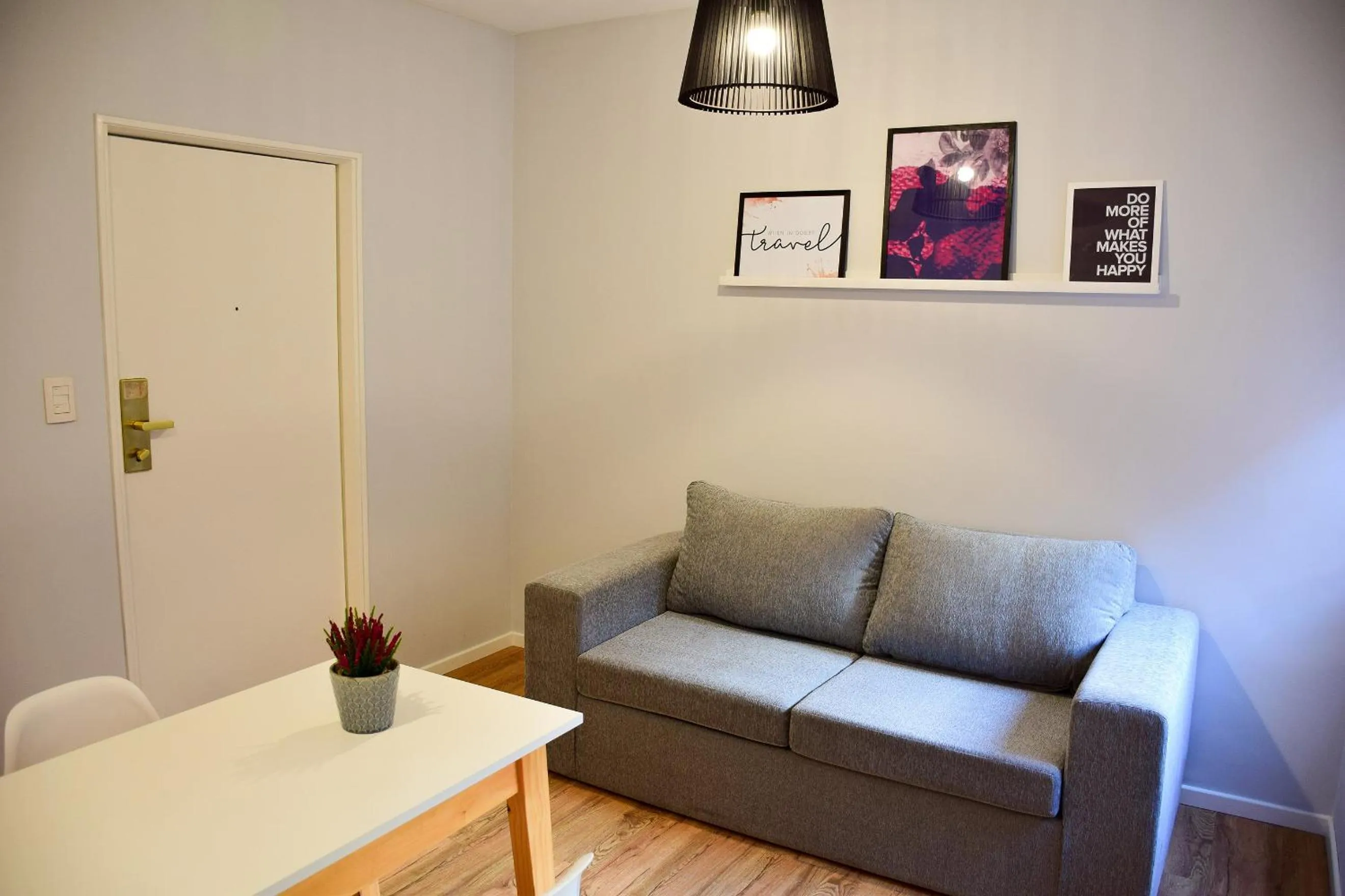 Living room in Alquileres Temporarios by CLH Rentals