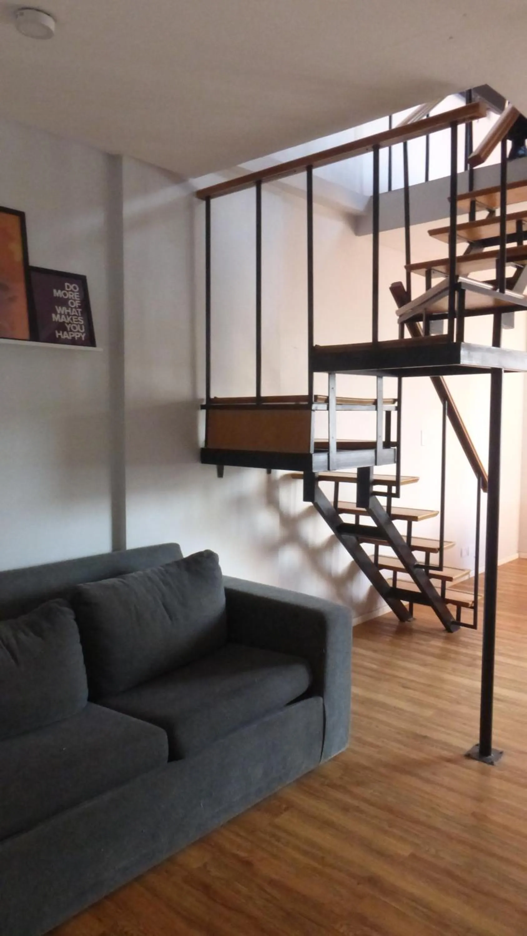 Seating area in Alquileres Temporarios by CLH Rentals