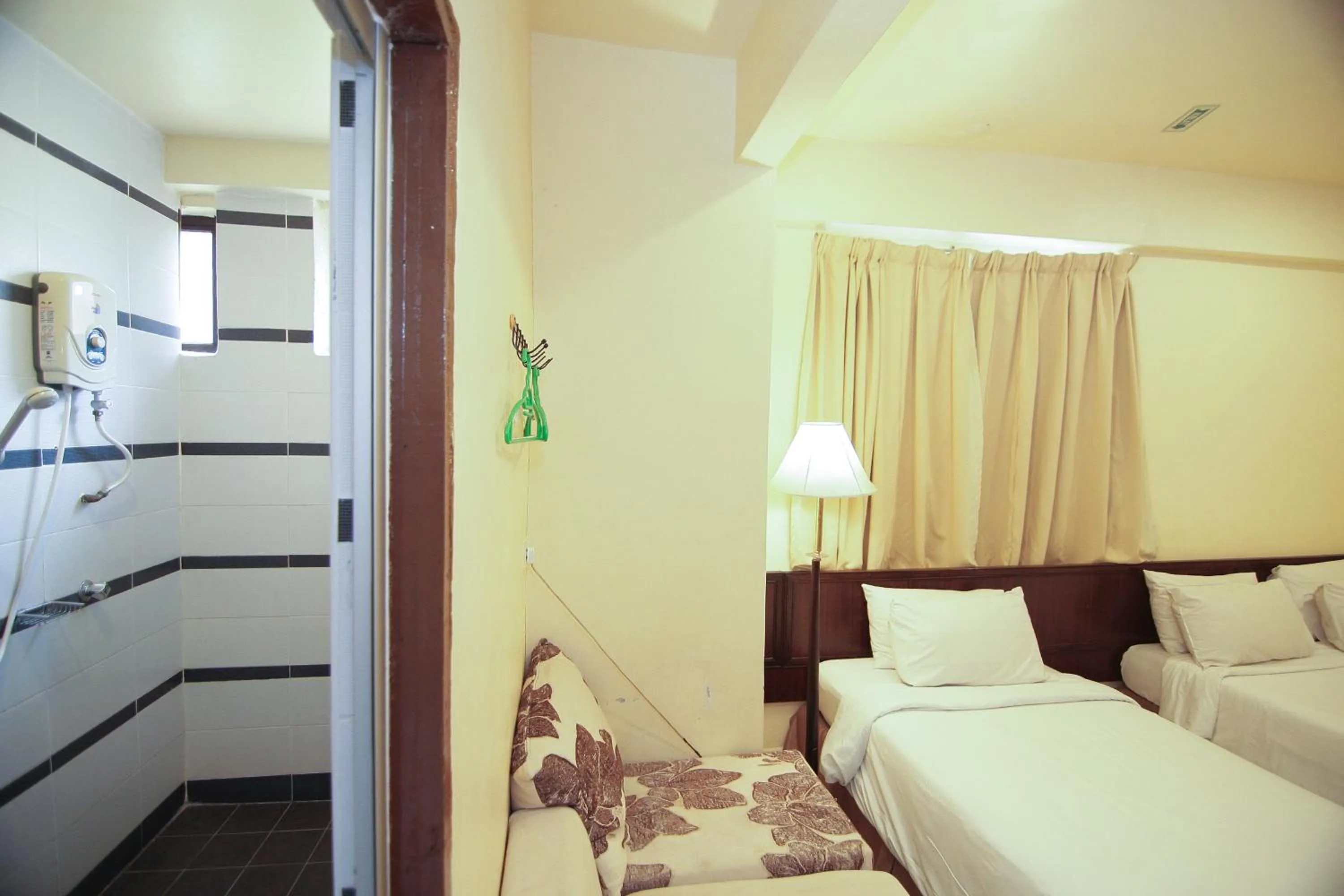 Bed in Anggerik Lodging