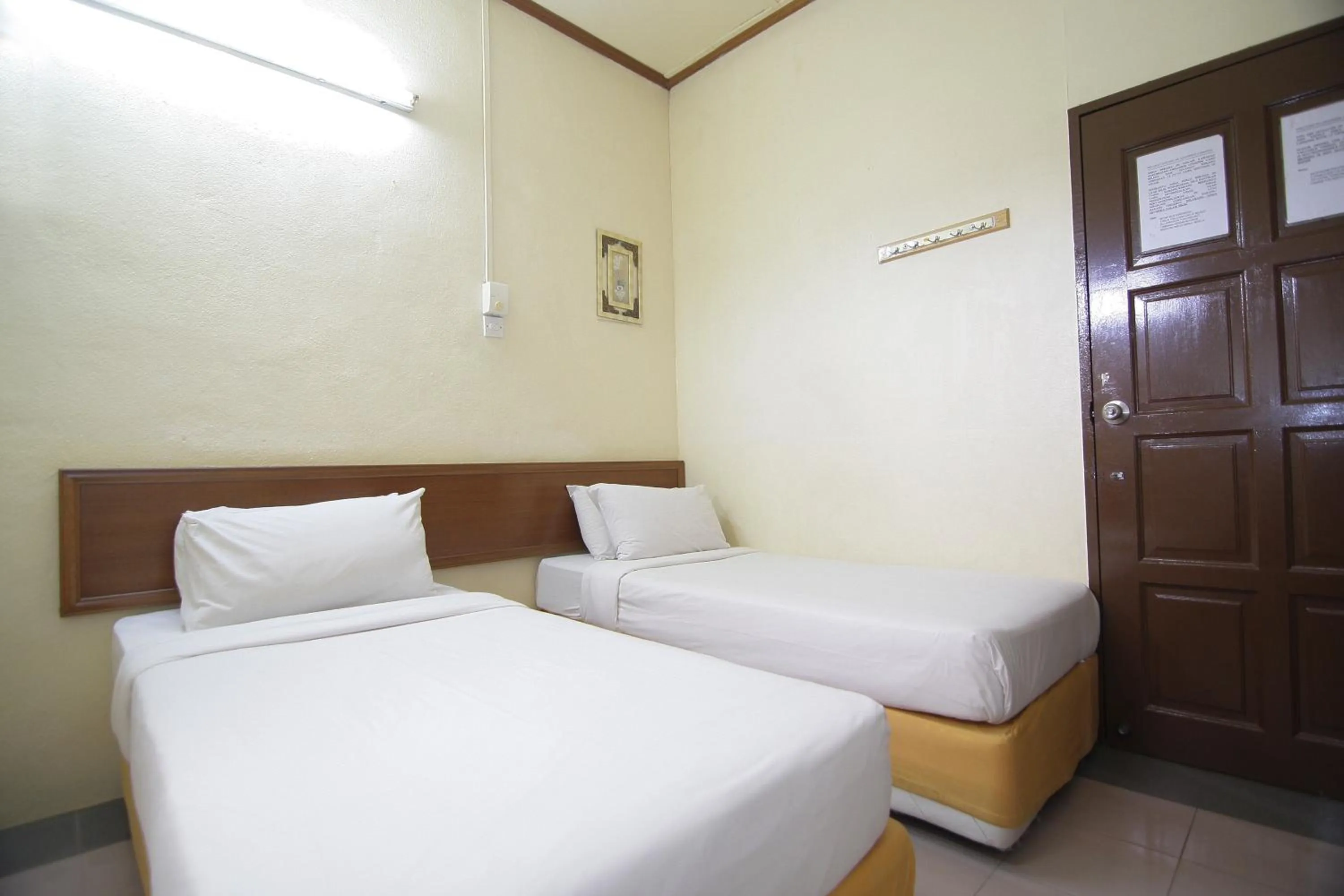 Bedroom, Bed in Anggerik Lodging