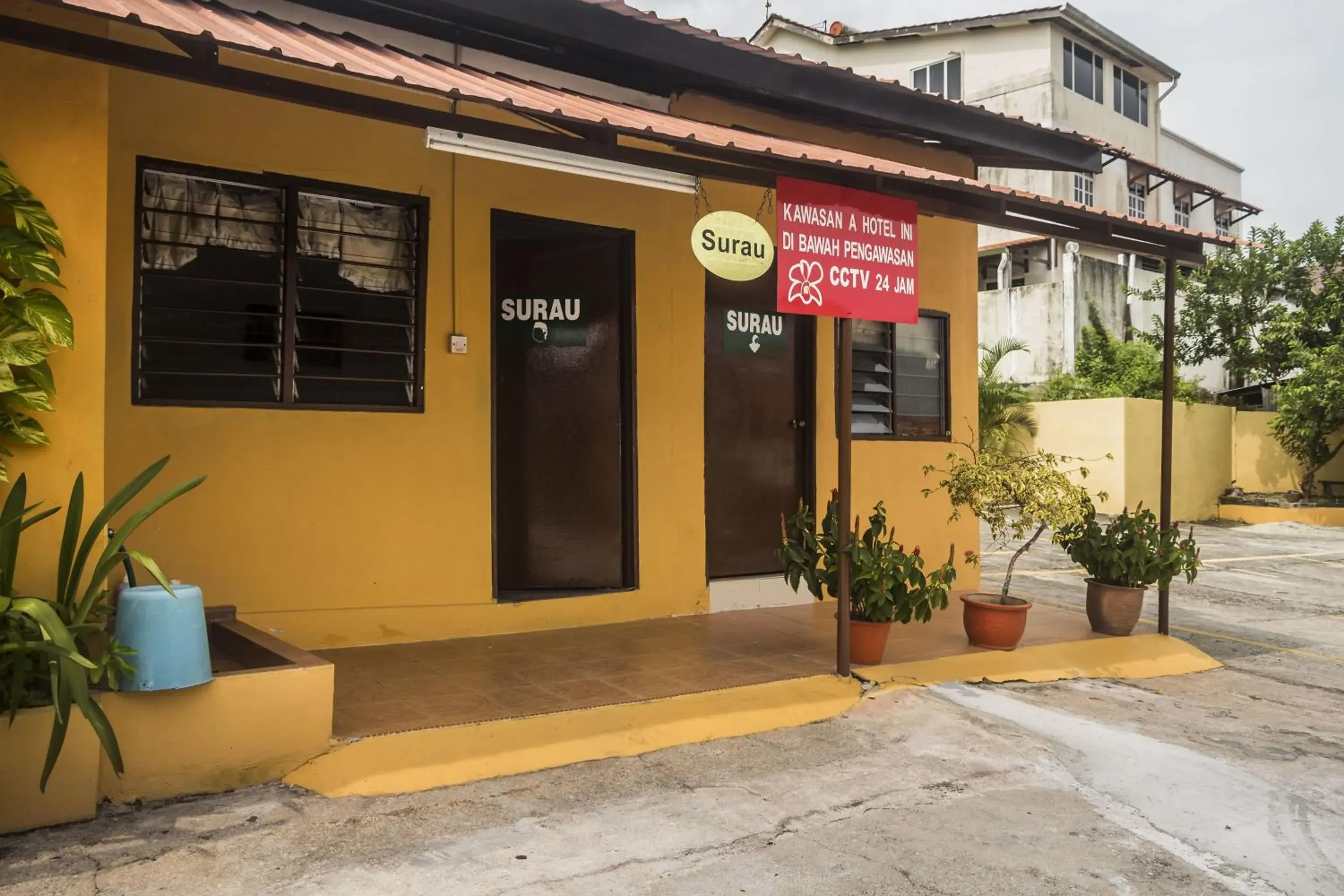 Property building in Anggerik Lodging Property building in Anggerik Lodging