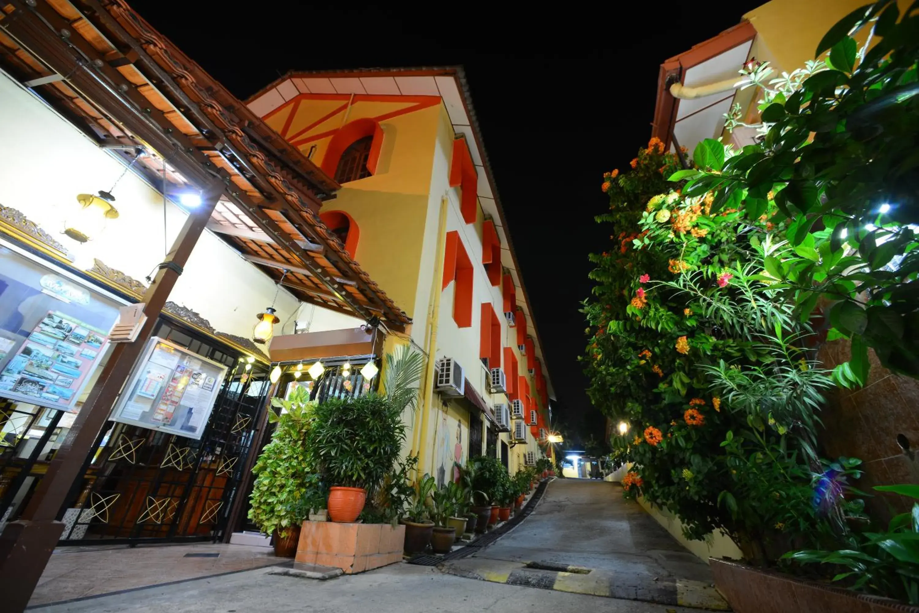 Property building in Anggerik Lodging Property building in Anggerik Lodging