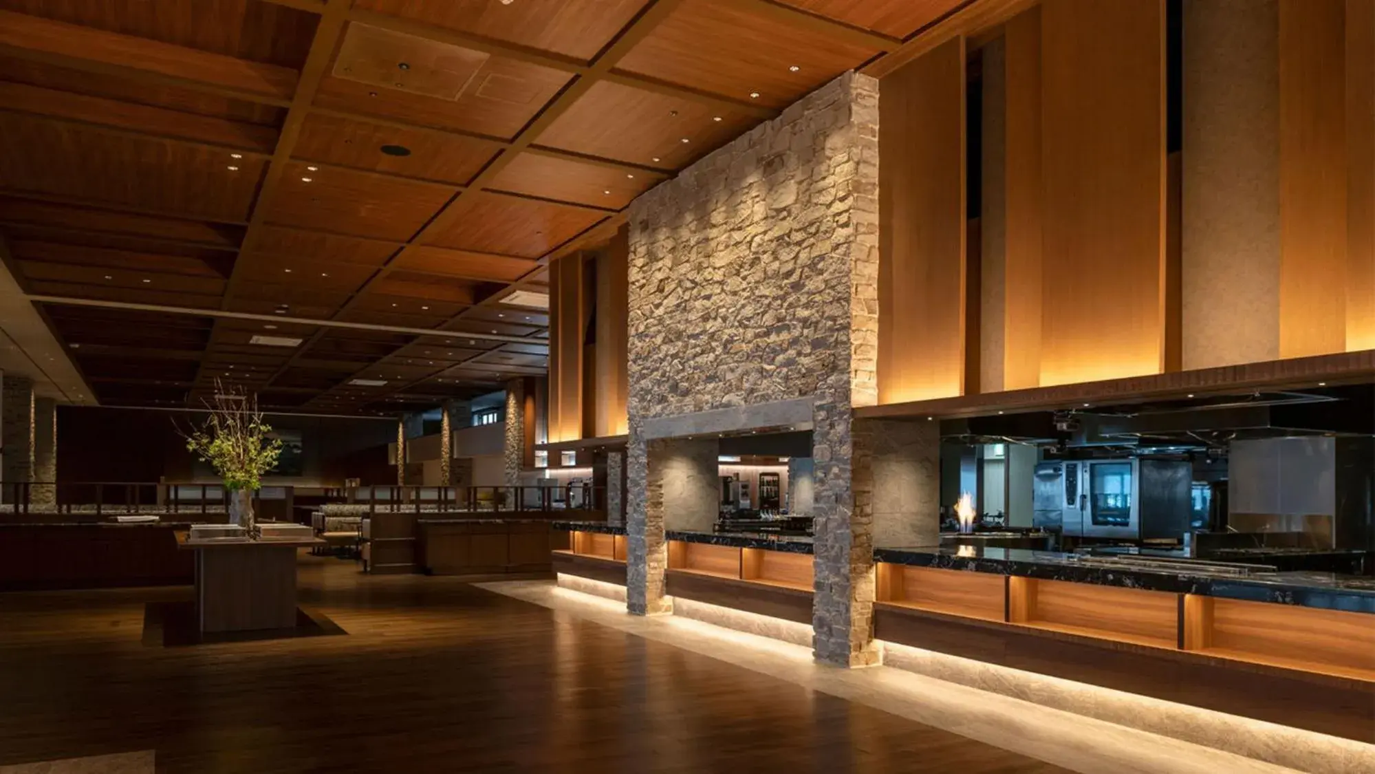 Restaurant/places to eat in Kitakobushi Shiretoko Hotel & Resort Restaurant/places to eat in Kitakobushi Shiretoko Hotel & Resort