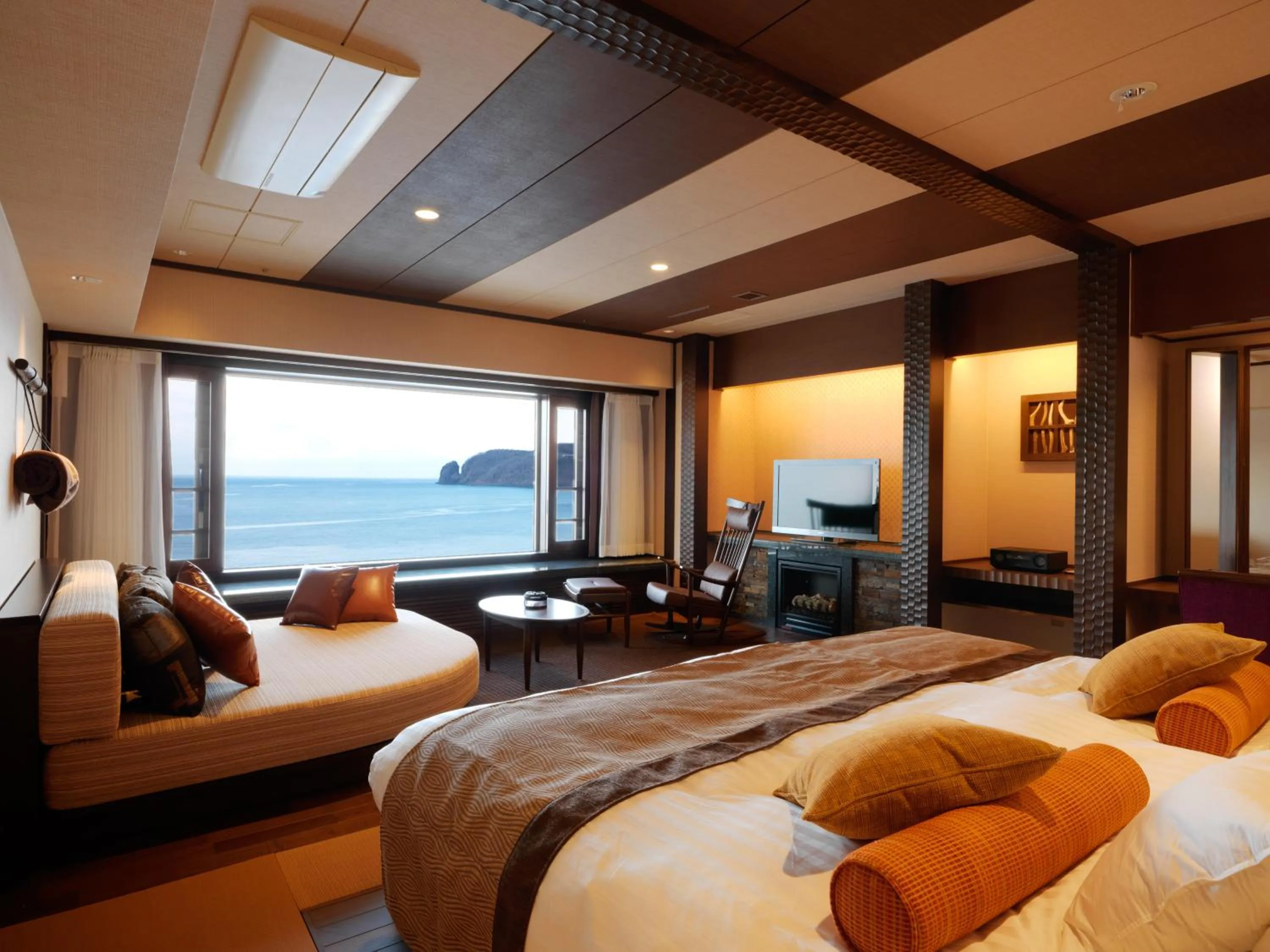 Photo of the whole room, Bed in Kitakobushi Shiretoko Hotel & Resort