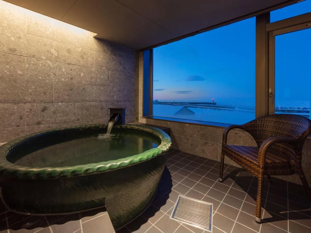 Bath in Kitakobushi Shiretoko Hotel & Resort