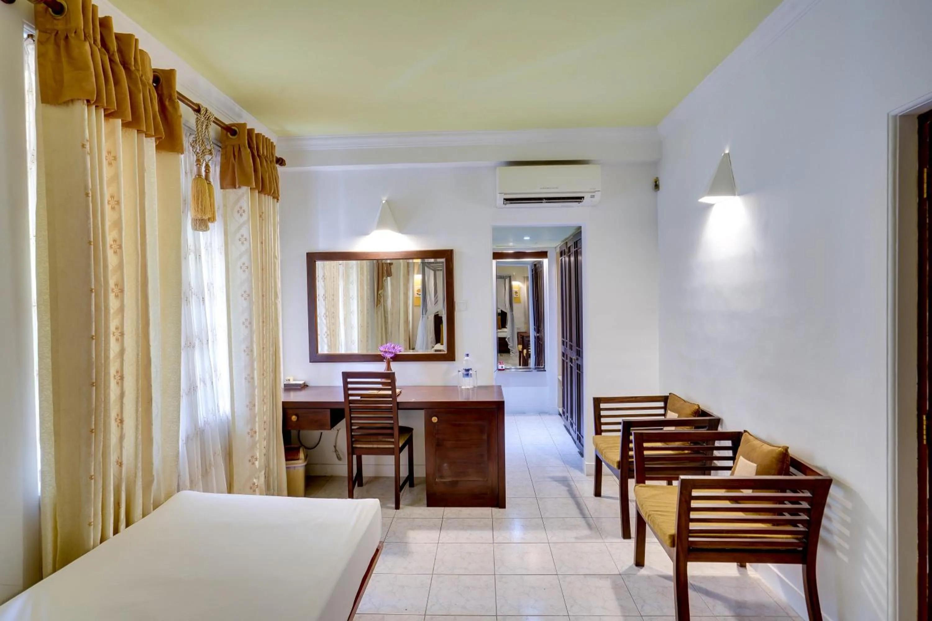 Bedroom, Bed in AIDA Hotel - Bentota