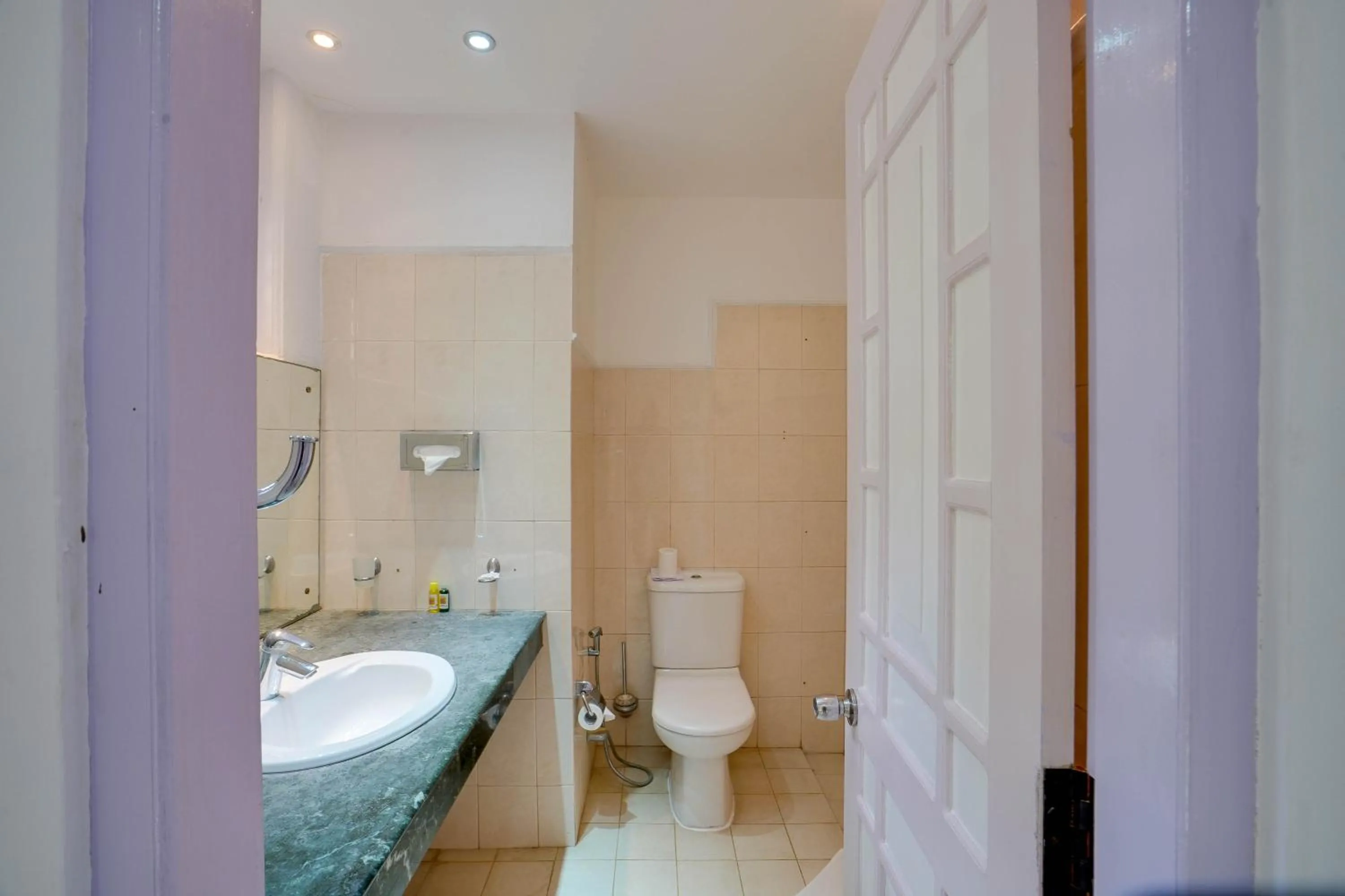 Bathroom in AIDA Hotel - Bentota