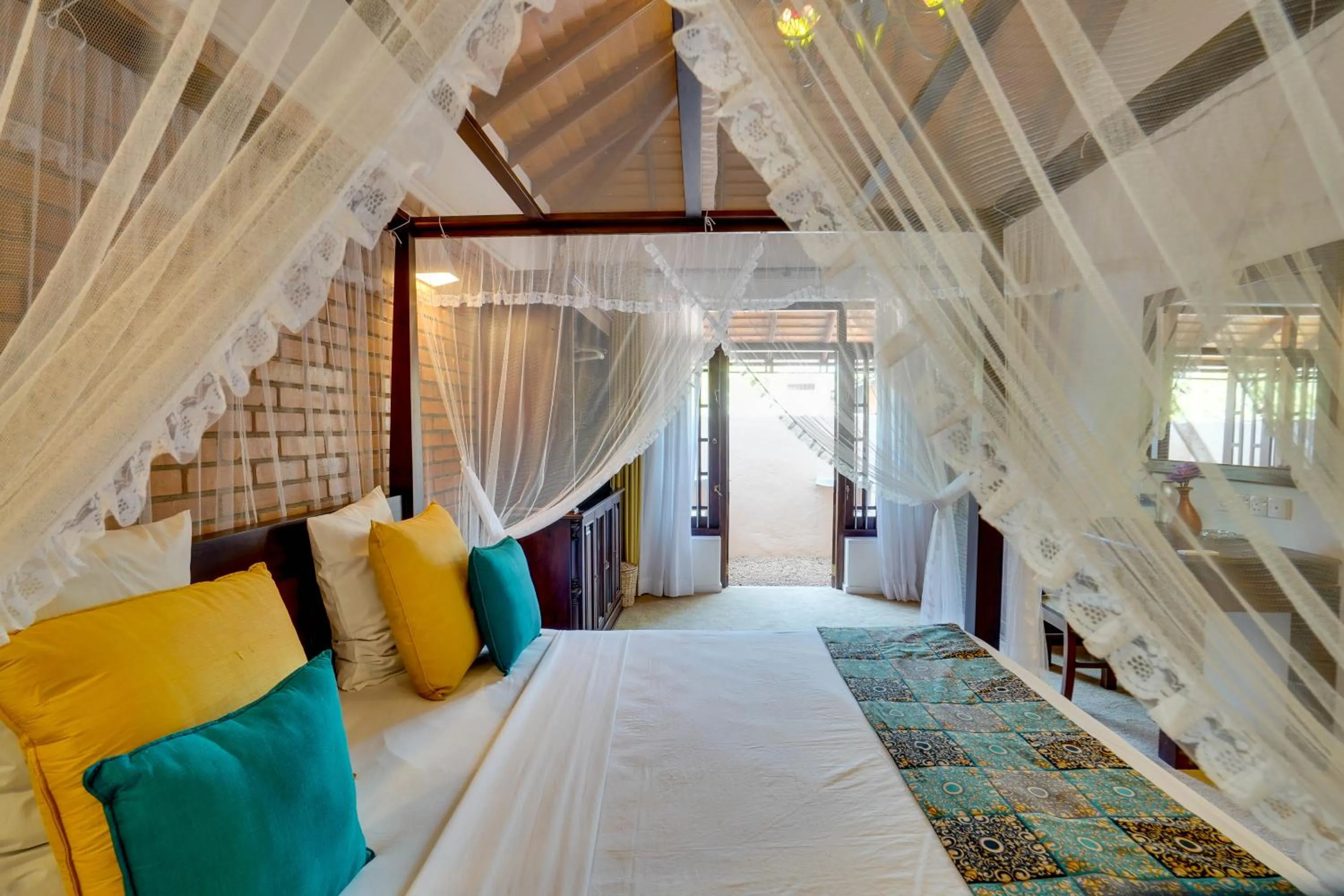 Bedroom, Bed in AIDA Hotel - Bentota