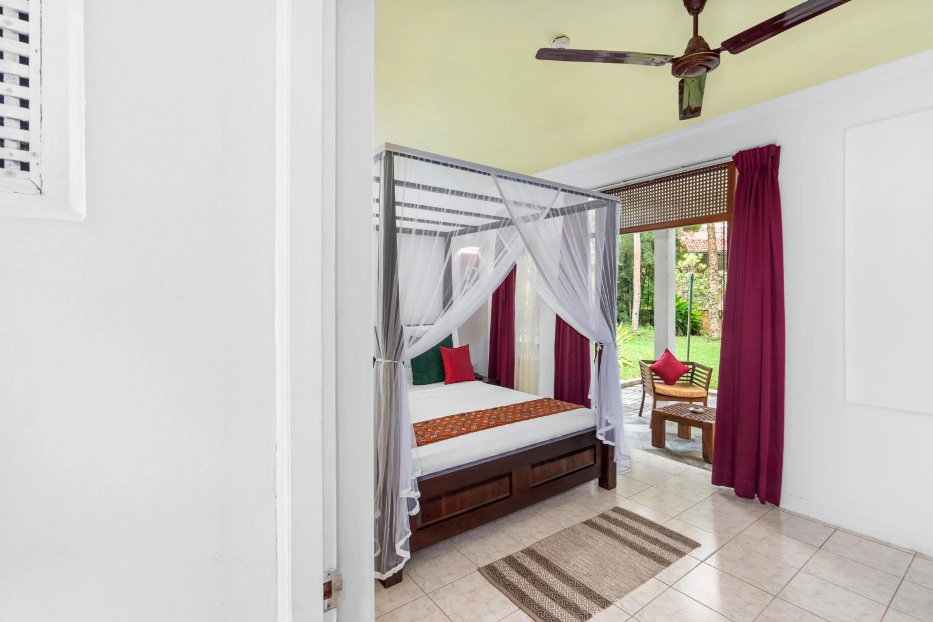 Bedroom, Bed in AIDA Hotel - Bentota