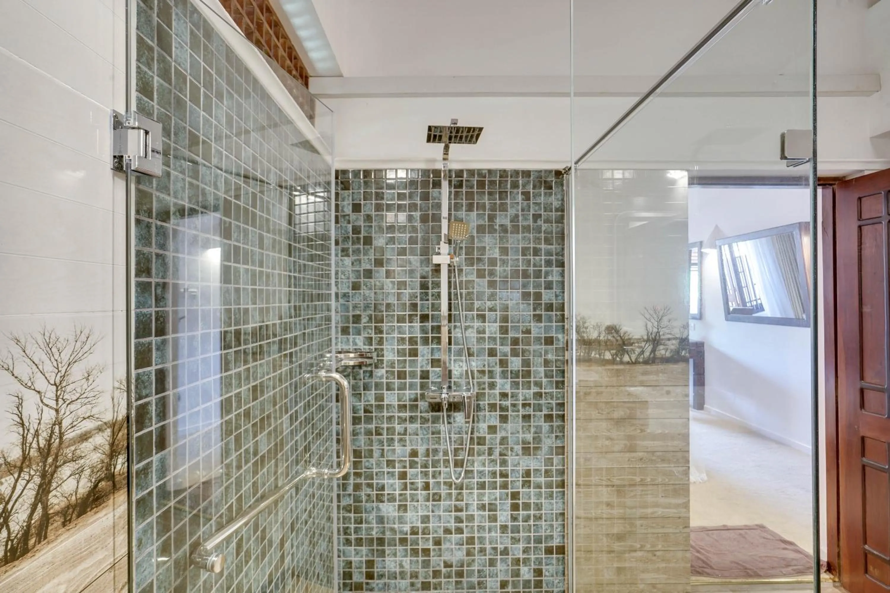 Shower in AIDA Hotel - Bentota