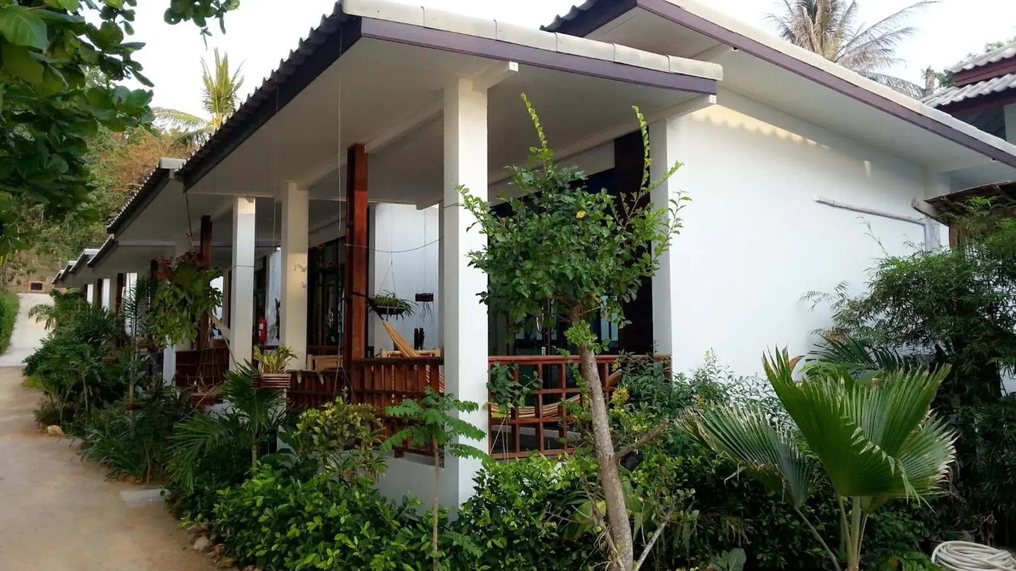 Property building in Benjamin's Hut Property building in Benjamin's Hut