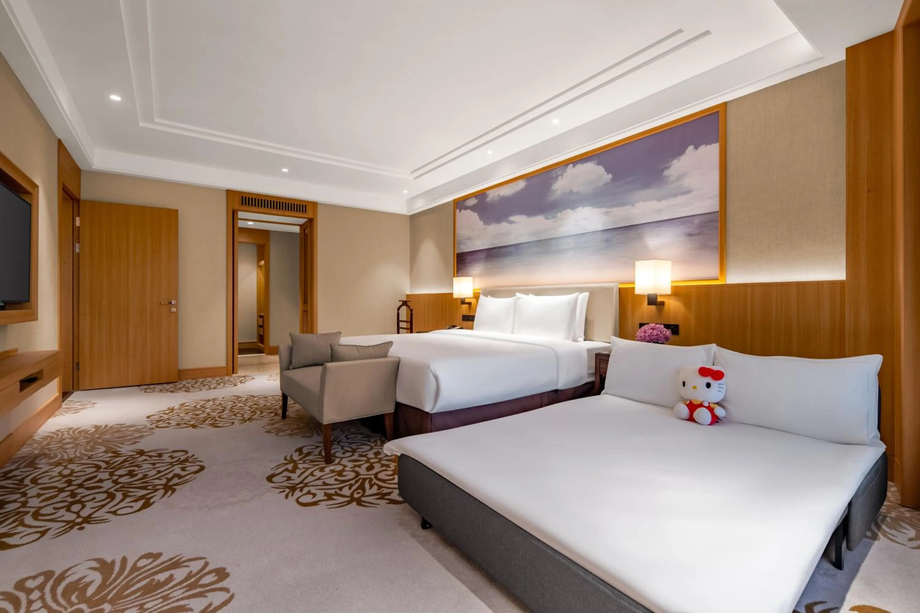 Bedroom, Bed in Xiamen C&D Hotel