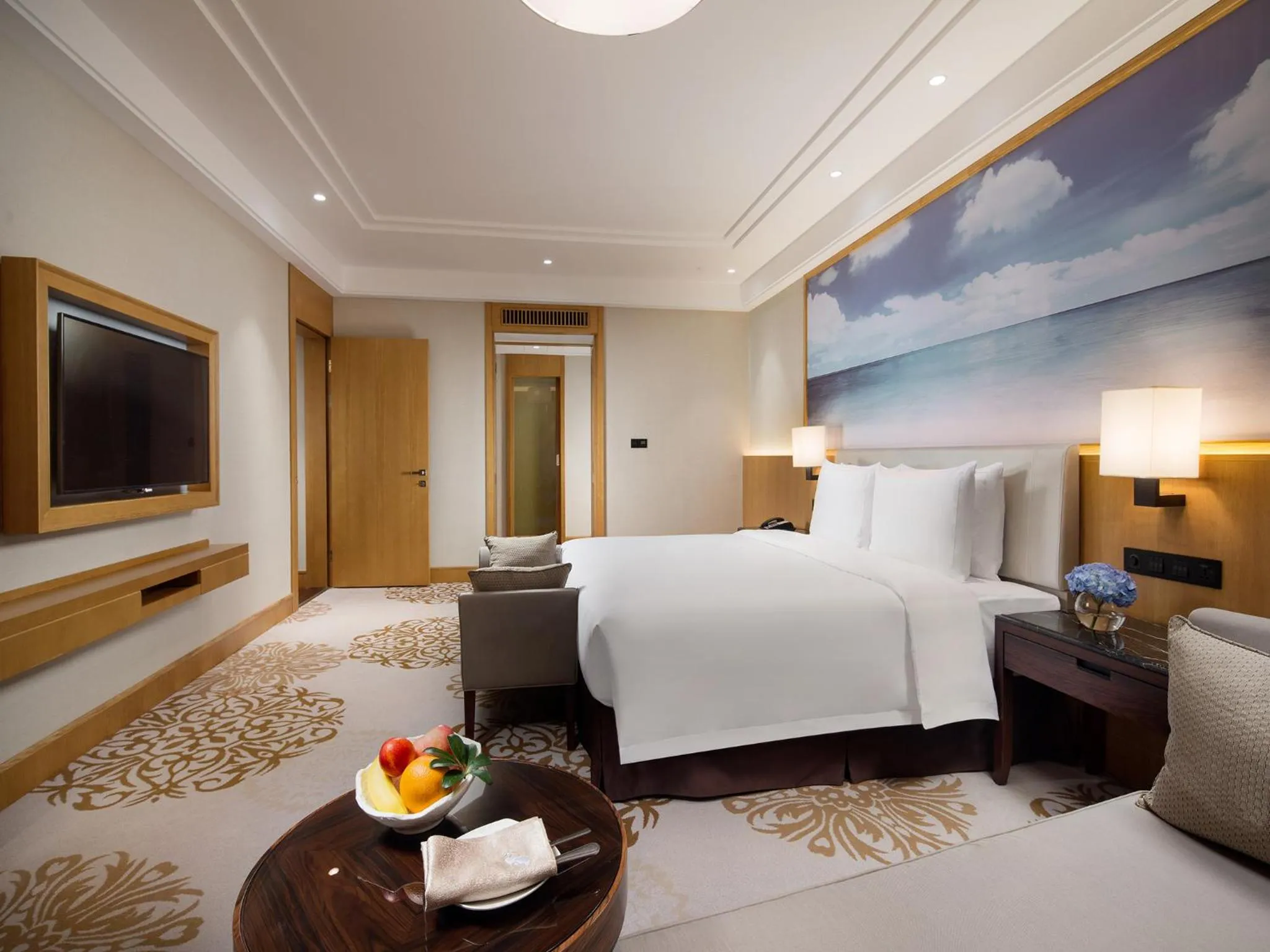 Bed in Xiamen C&D Hotel