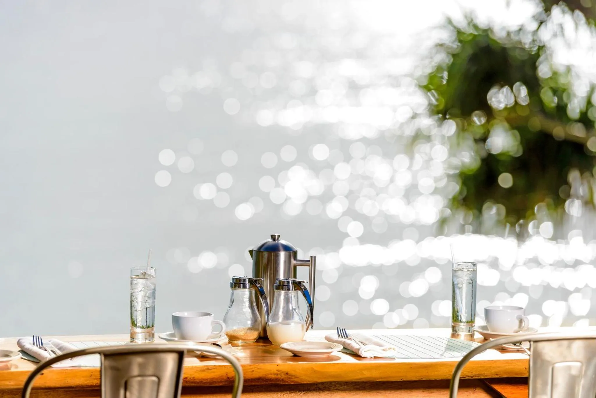 Dining area in The Remote Resort