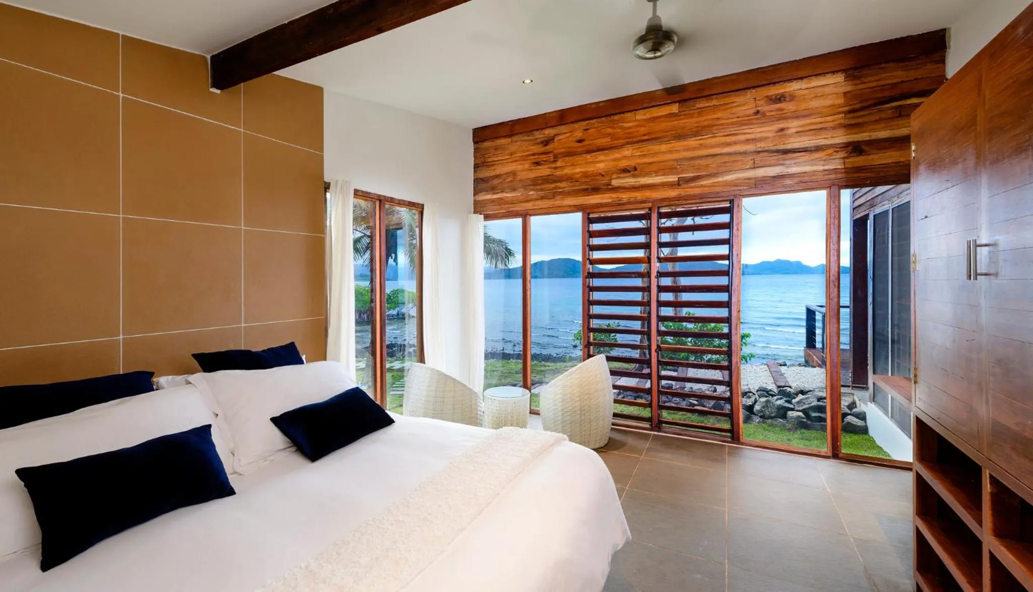 Photo of the whole room, Bed in The Remote Resort