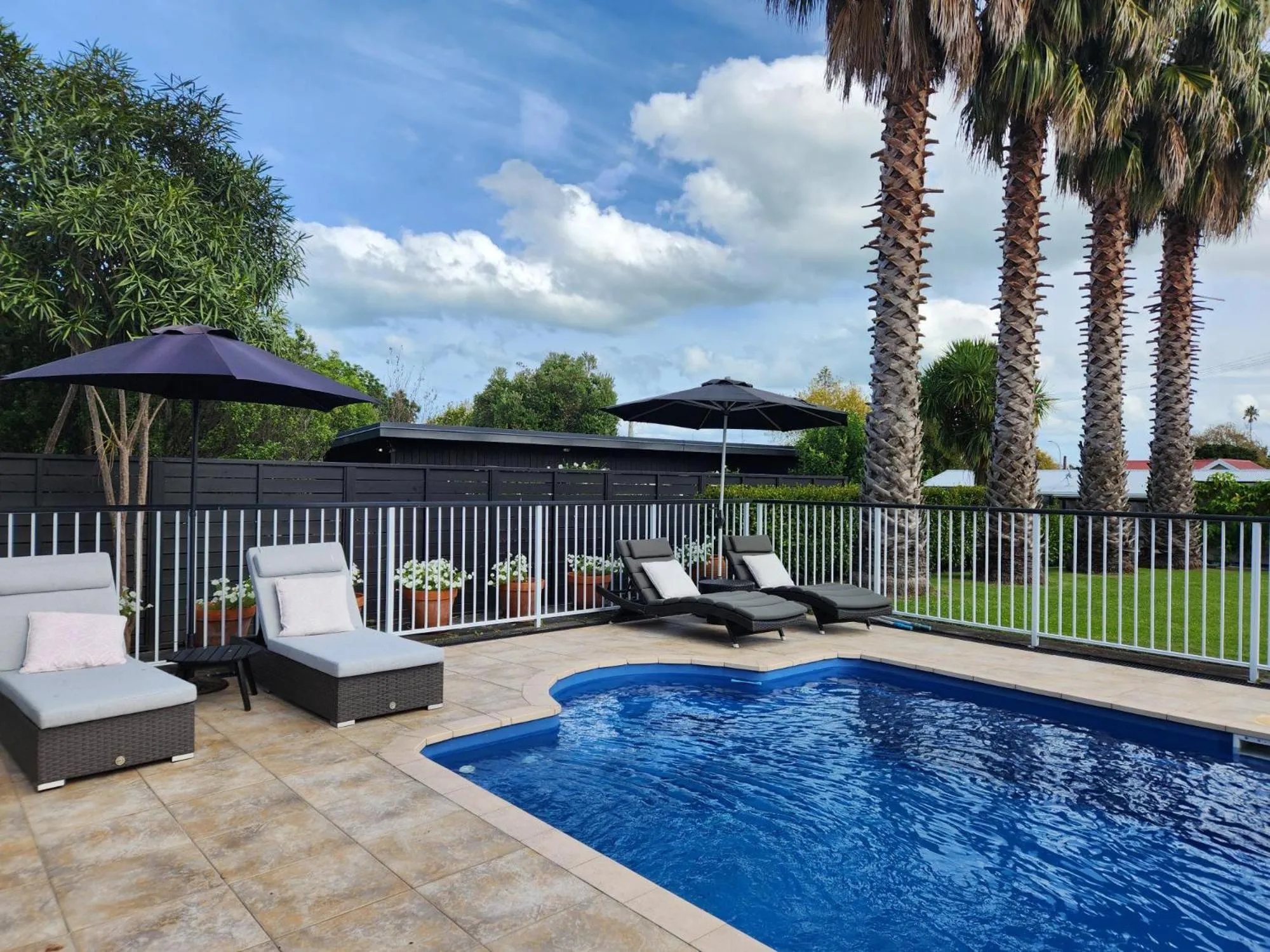 Swimming pool in Cedar House