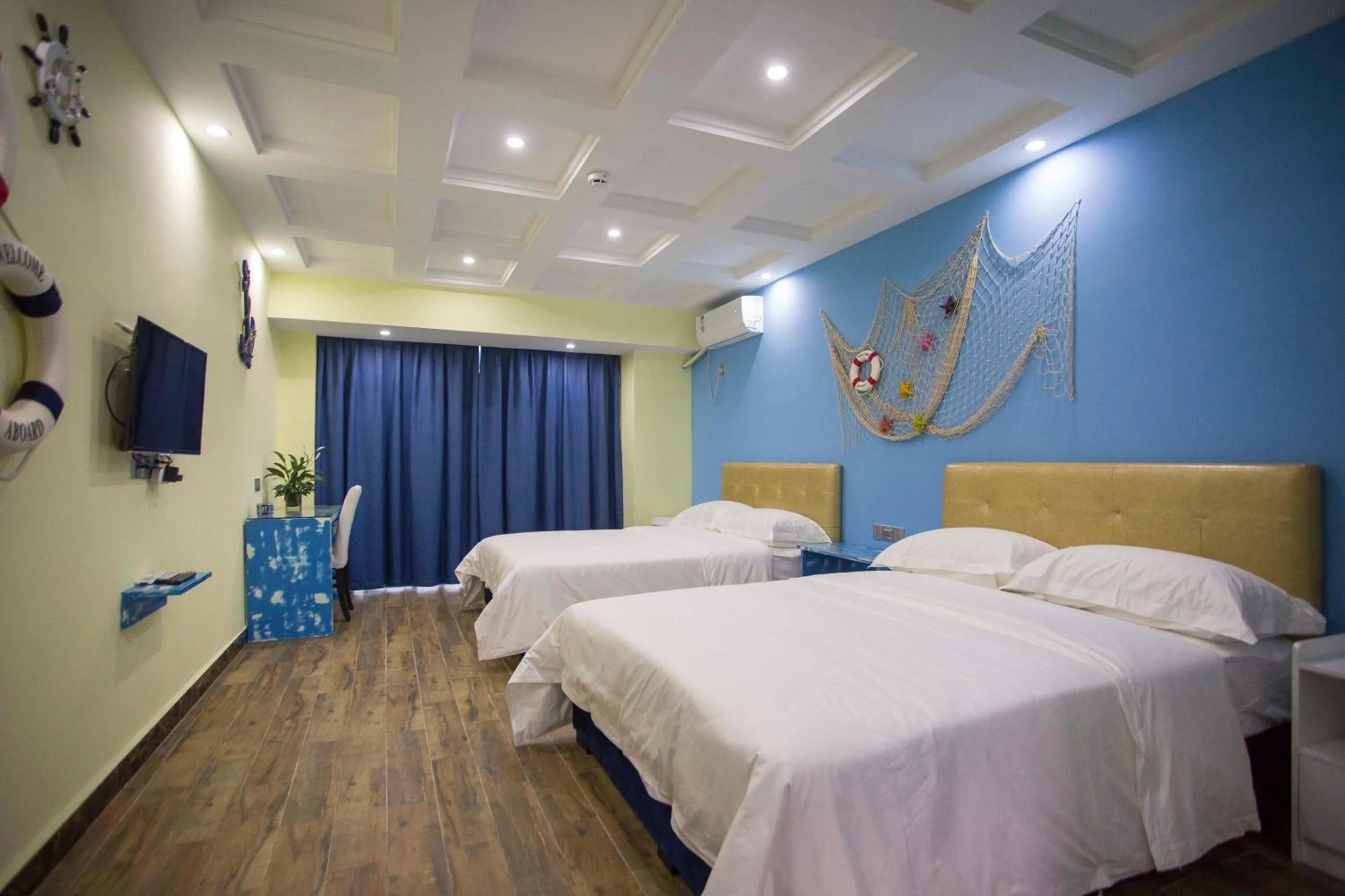 Photo of the whole room, Bed in Zhangjiajie Cat Theme Inn