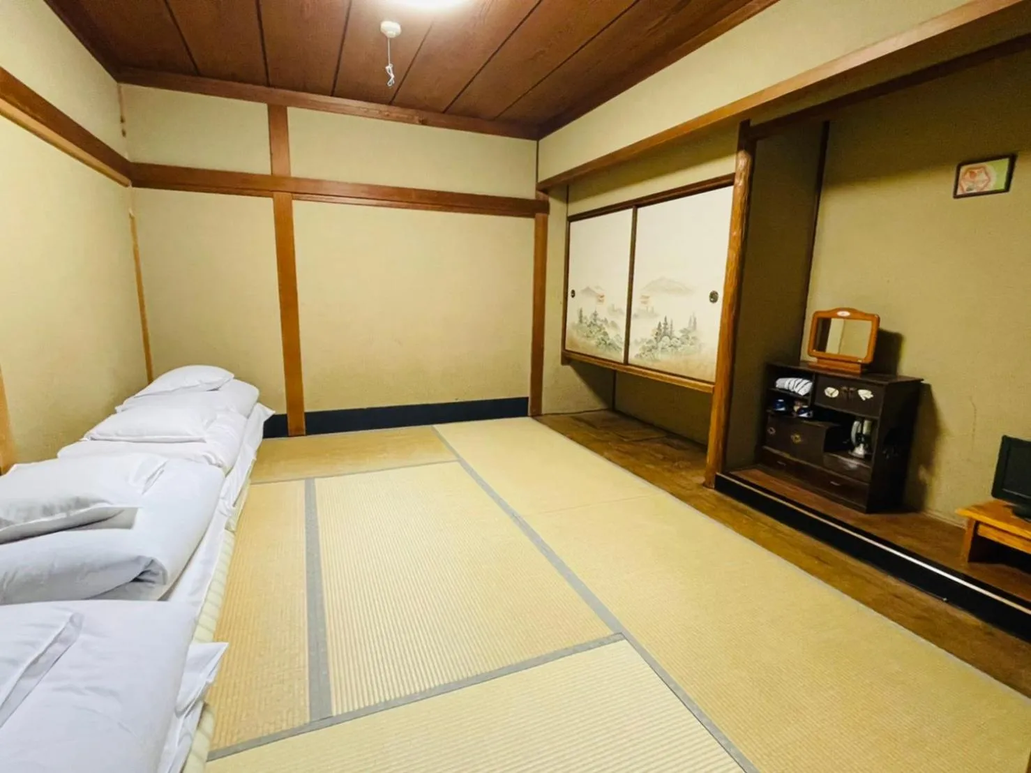 Photo of the whole room, Bed in Nagomi-Ryokan Yuu