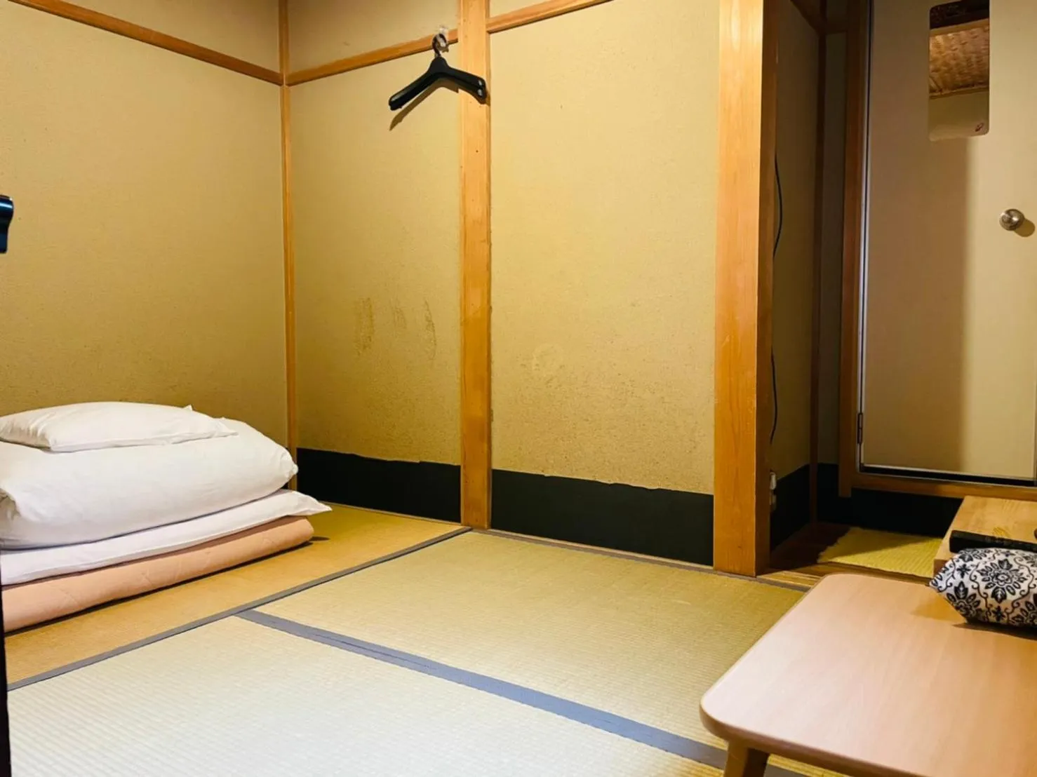 People, Bed in Nagomi-Ryokan Yuu