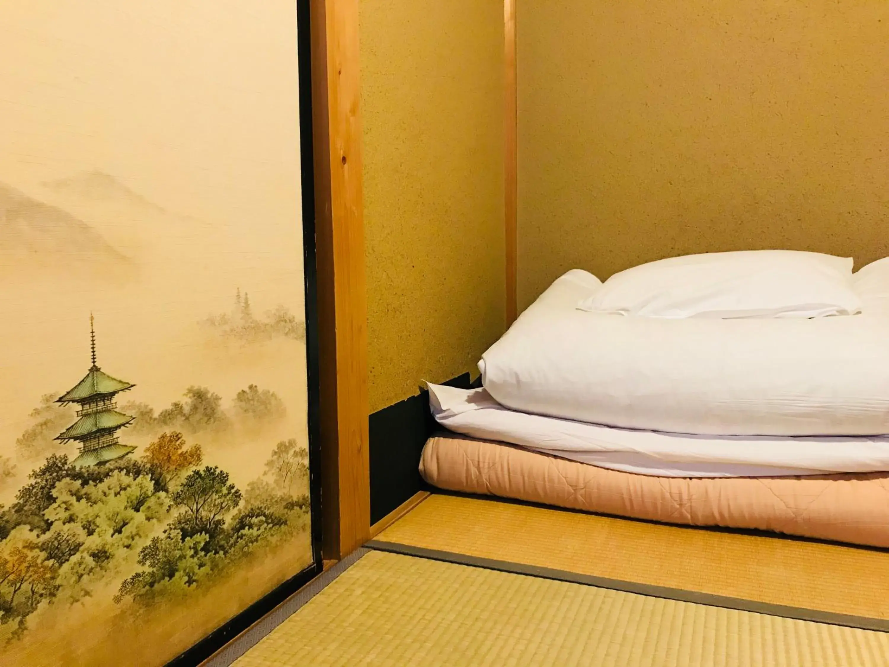 People, Bed in Nagomi-Ryokan Yuu People, Bed in Nagomi-Ryokan Yuu