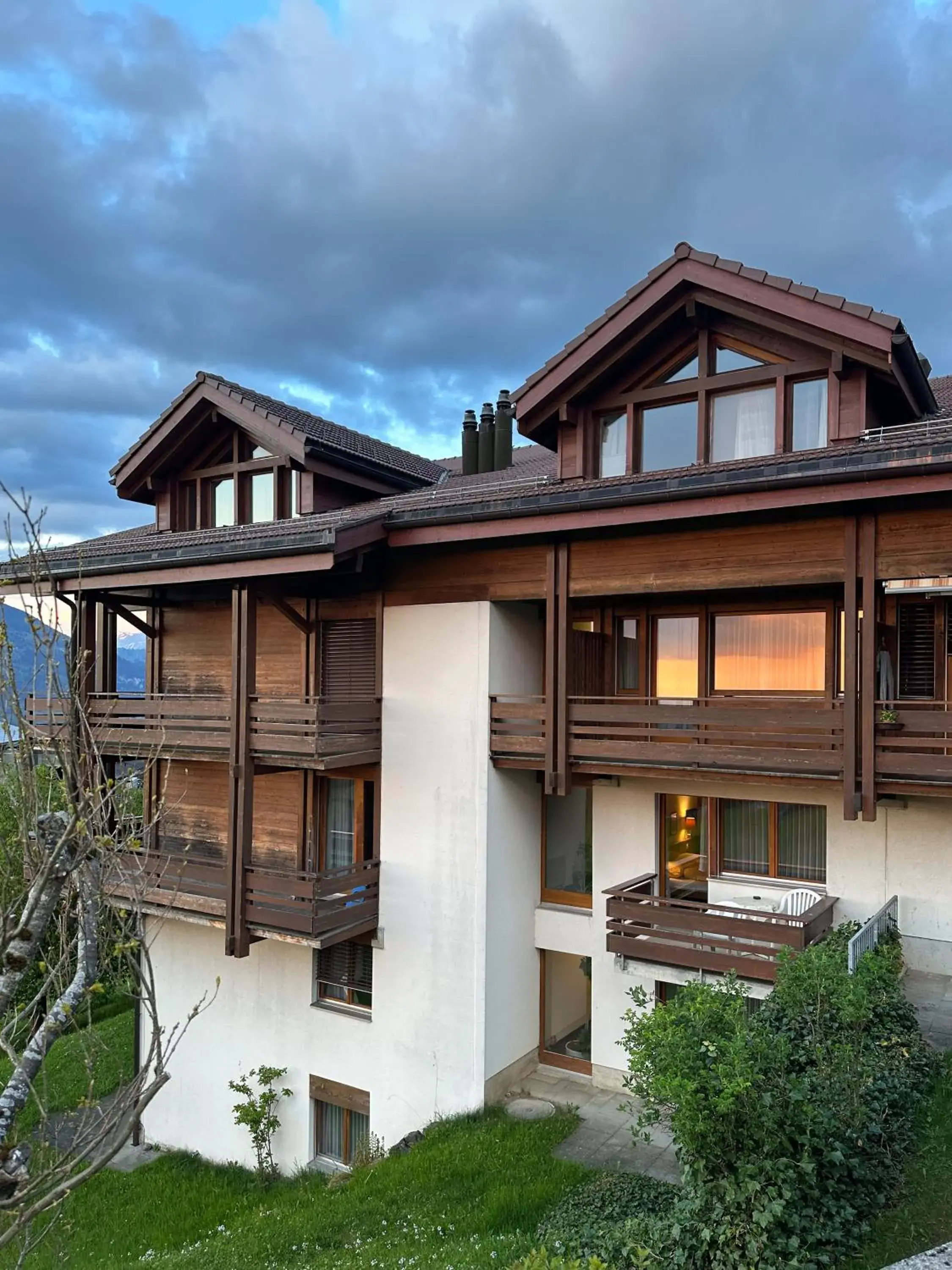 Property building in Hotel Aeschi Park Property building in Hotel Aeschi Park