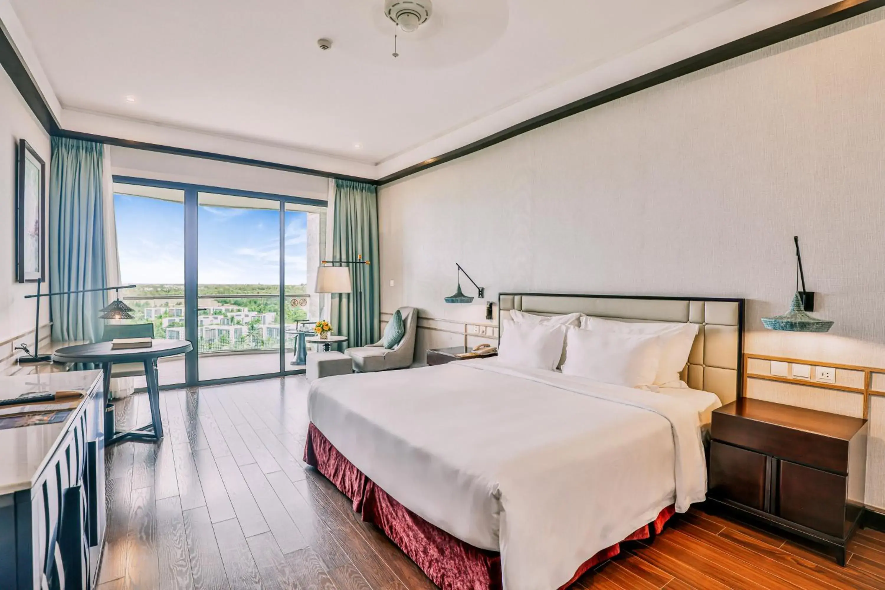 Deluxe Double Room with Balcony and Ocean View in Vinpearl Resort & Golf Nam Hoi An Deluxe Double Room with Balcony and Ocean View in Vinpearl Resort & Golf Nam Hoi An