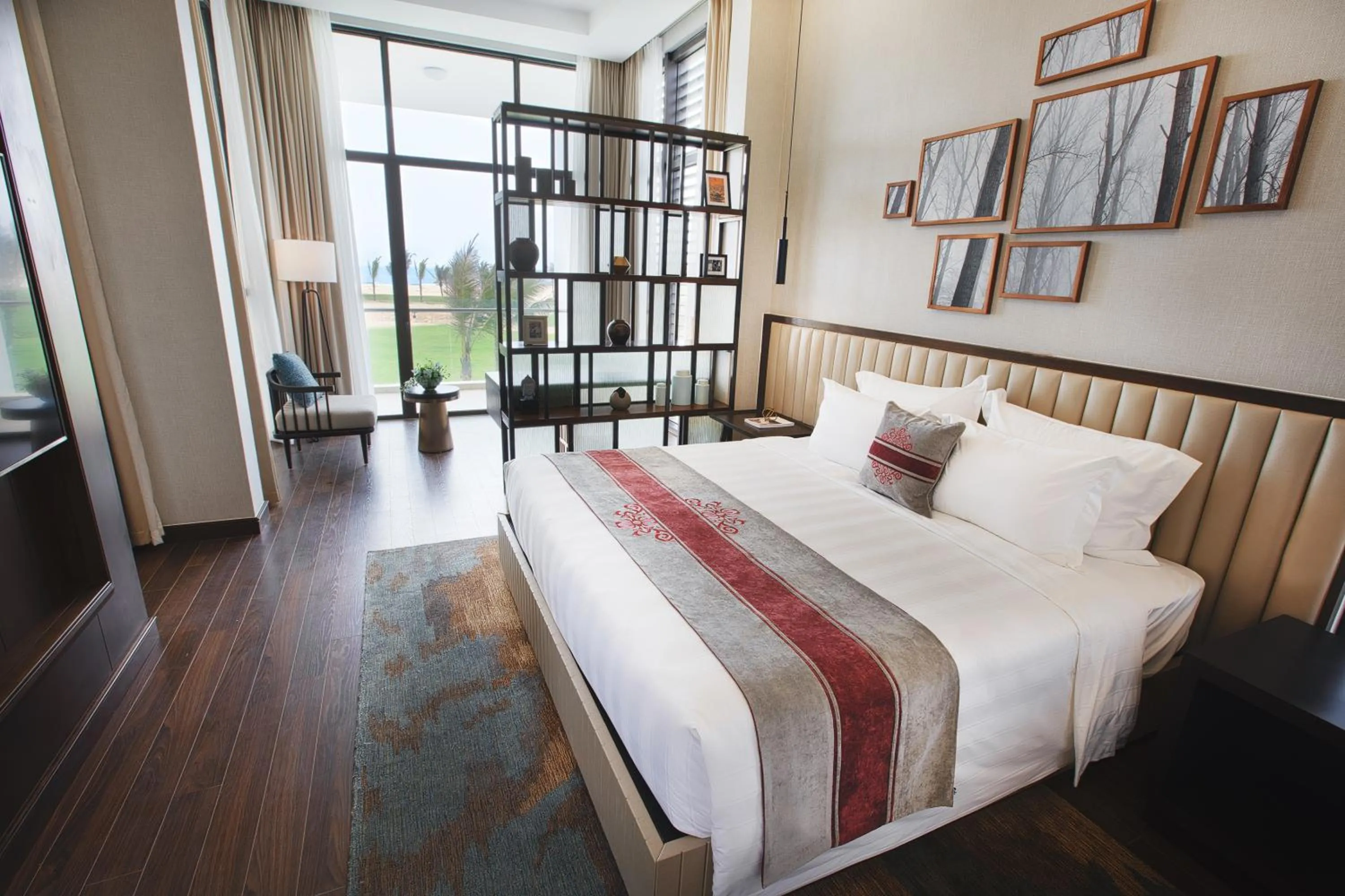 Bed in Vinpearl Resort & Golf Nam Hoi An