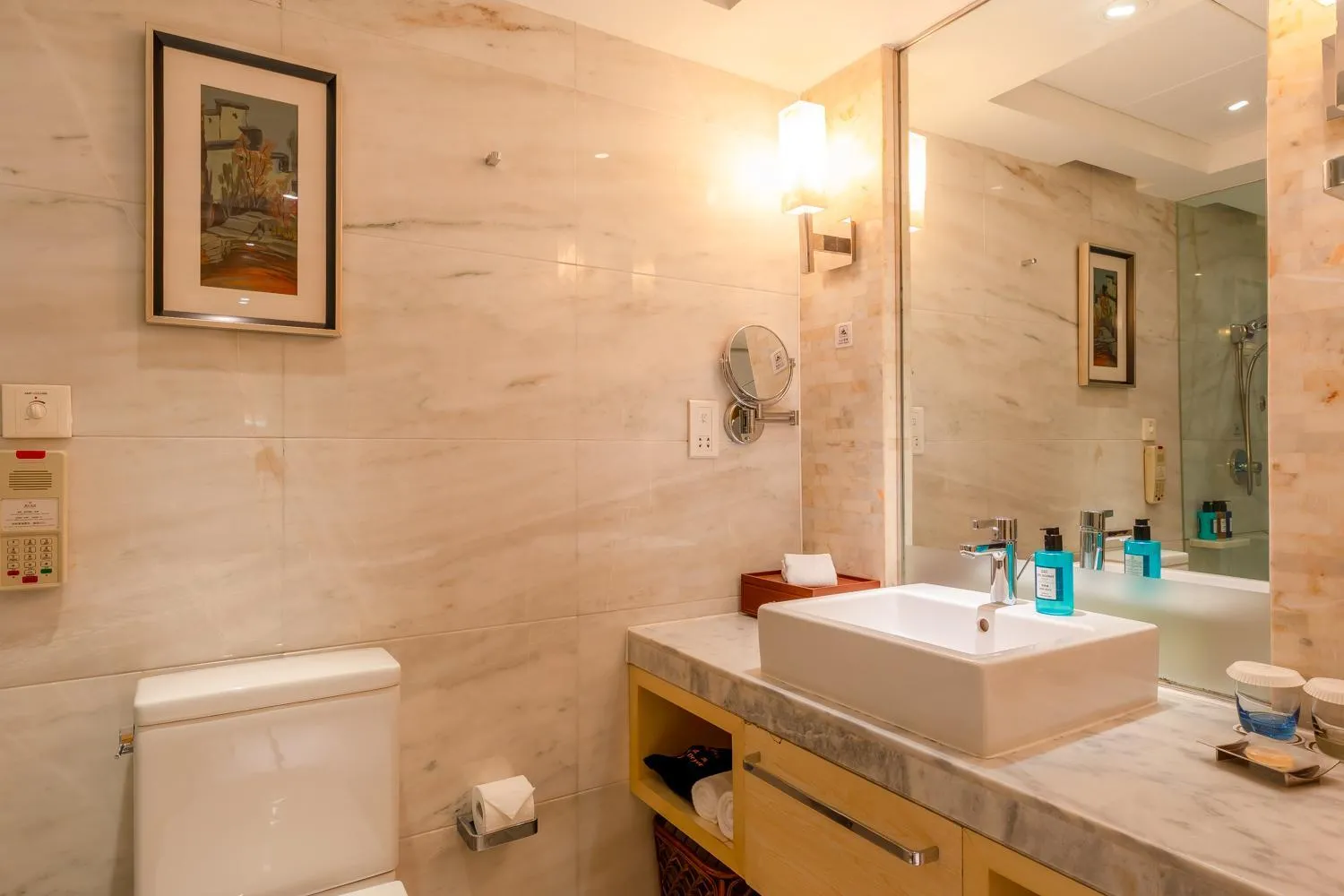 Bathroom in Zhejiang Hotel