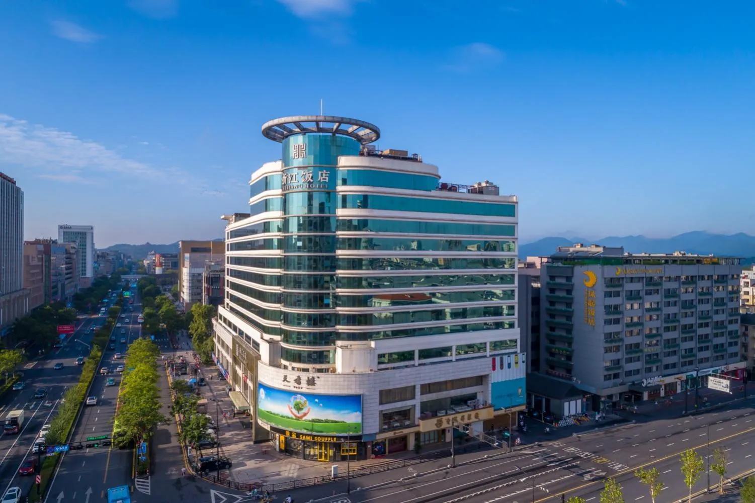 Property building in Zhejiang Hotel