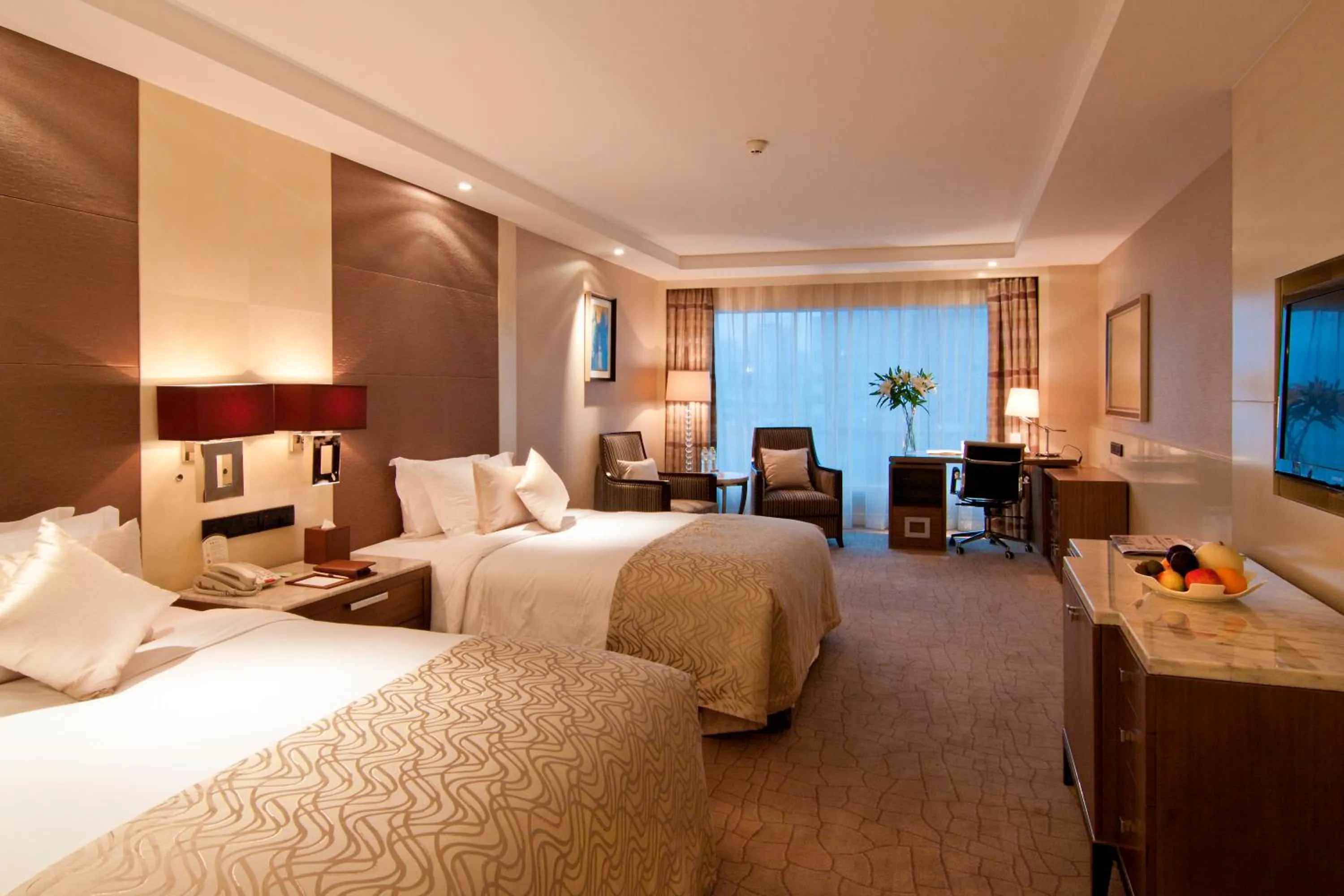 Photo of the whole room, Bed in Zhejiang Hotel