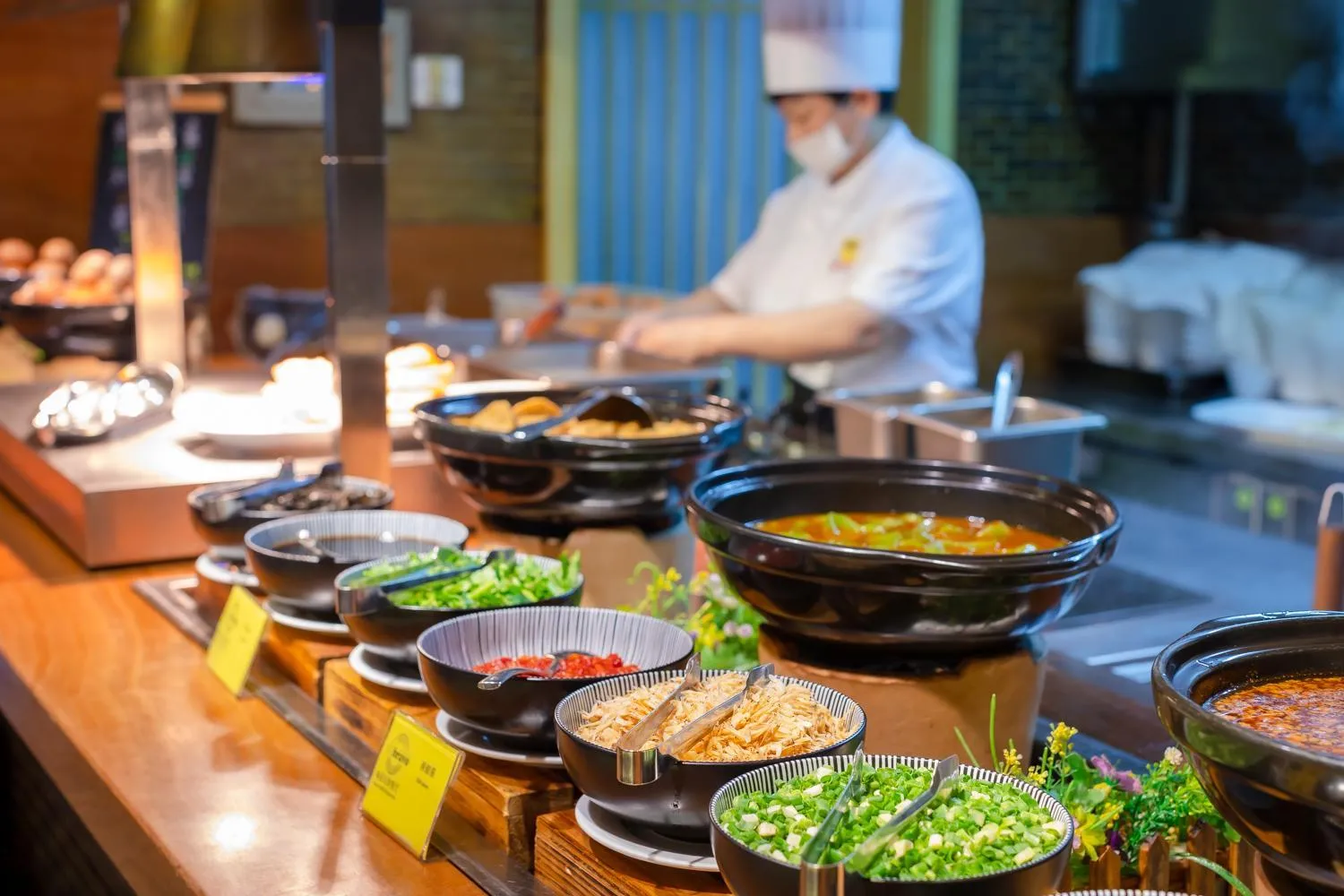 Restaurant/places to eat in Zhejiang Hotel