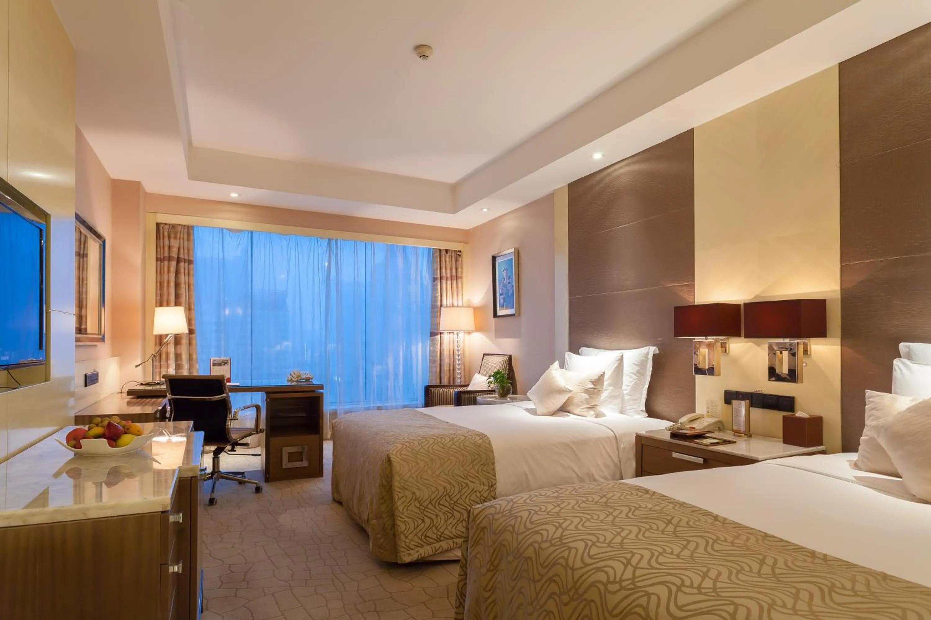 Photo of the whole room, Bed in Zhejiang Hotel