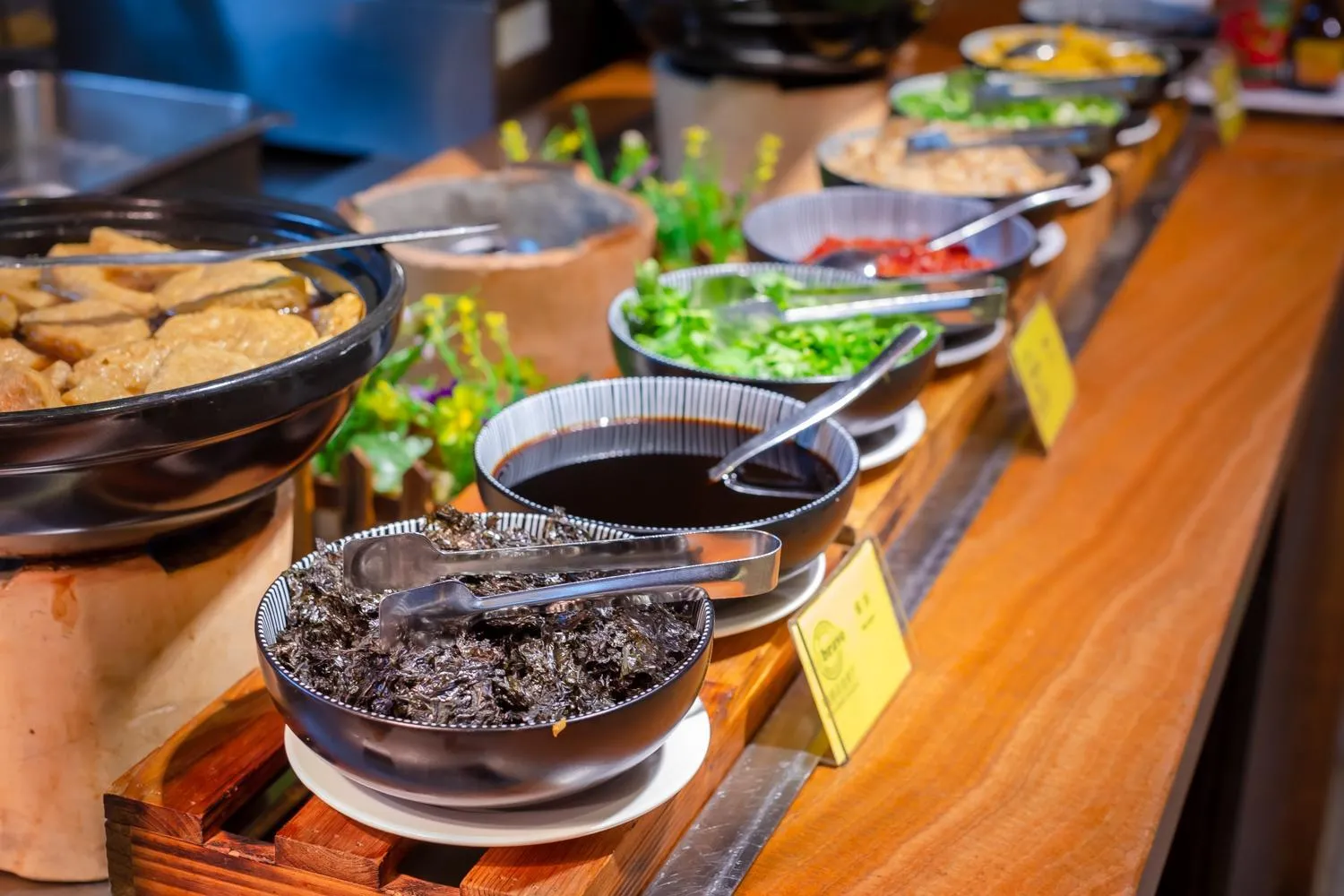 Restaurant/places to eat in Zhejiang Hotel
