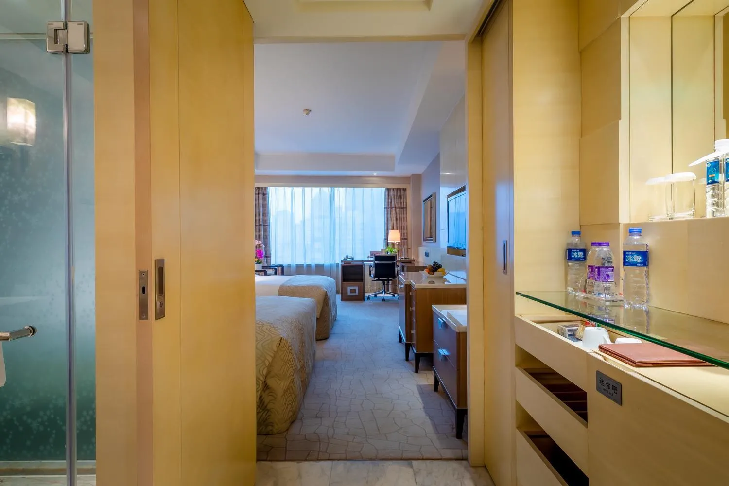 Decorative detail, Bed in Zhejiang Hotel