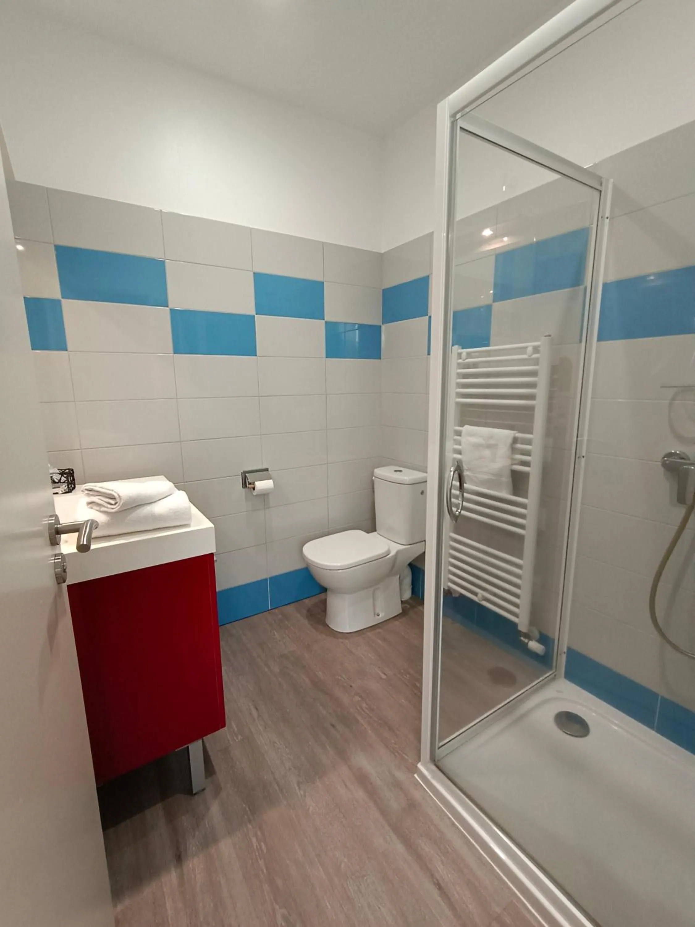 Shower in Appart'Hotel Parc Johan