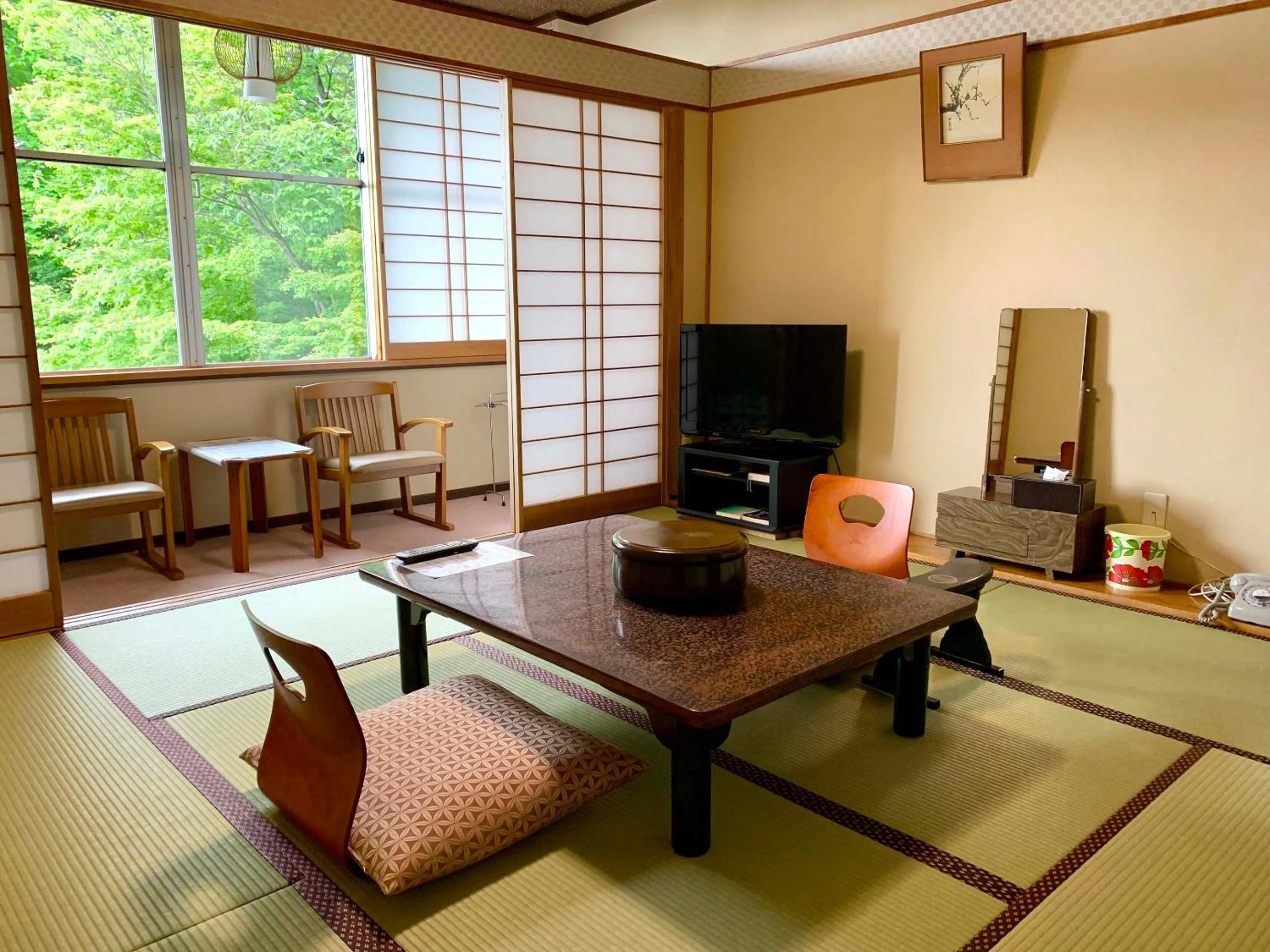 Photo of the whole room in Kirishimaya Ryokan