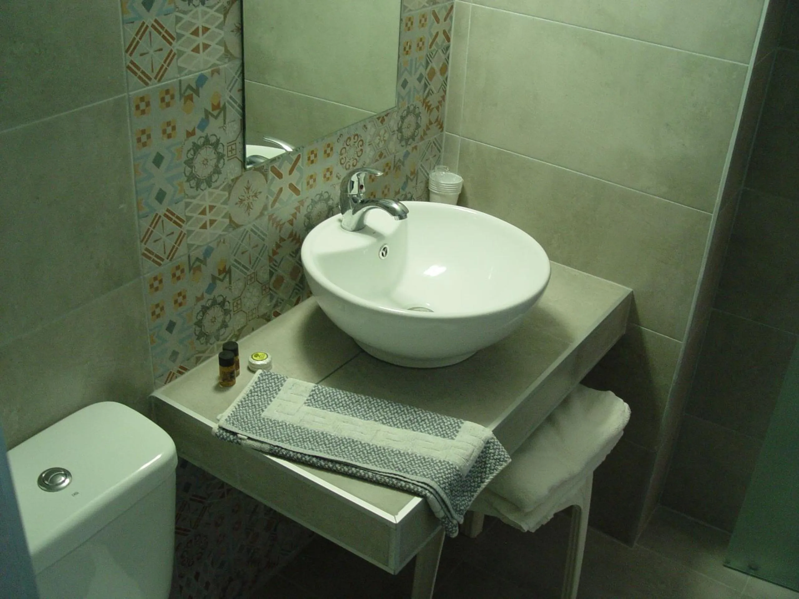 Bathroom in Helena Hotel