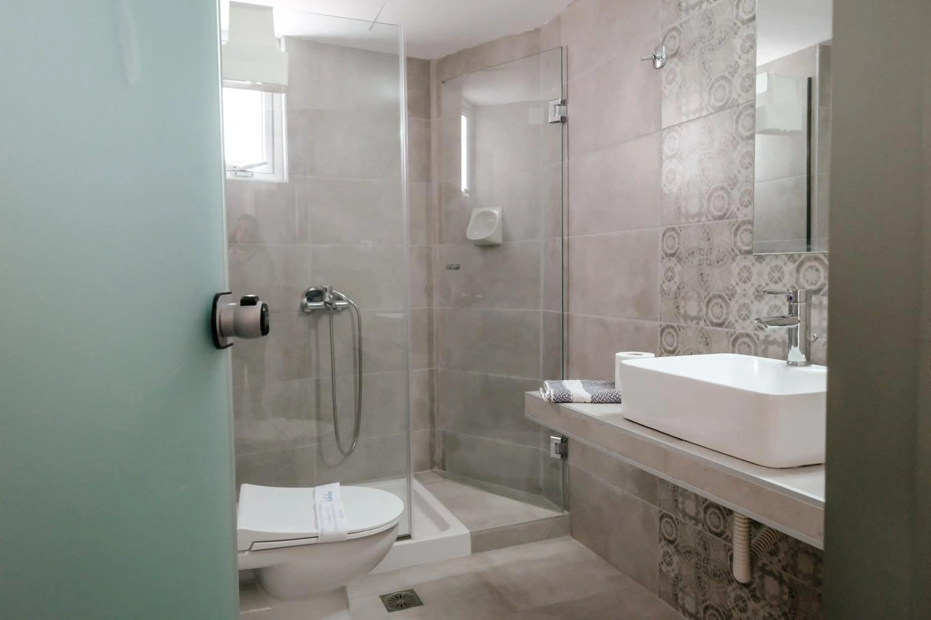 Bathroom in Helena Hotel