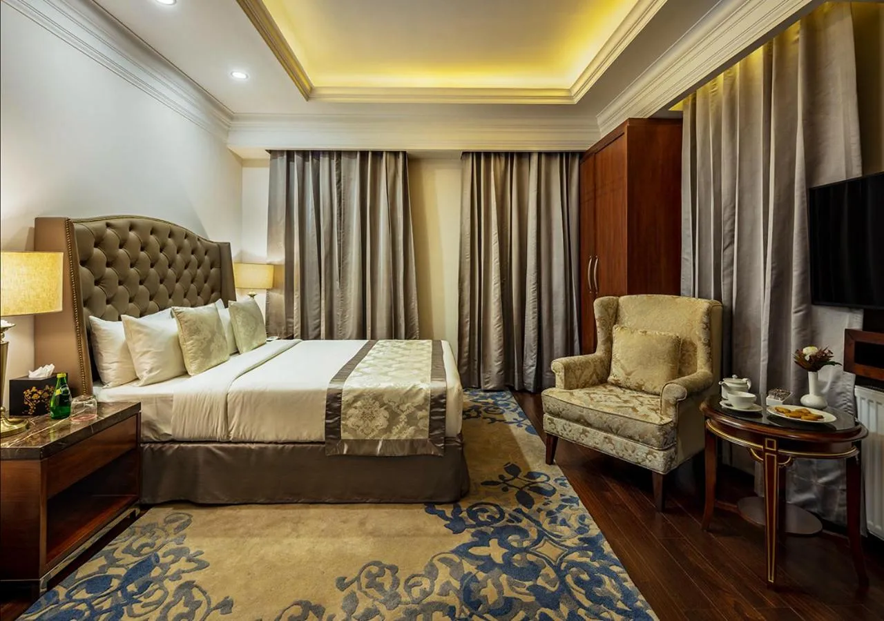 Bedroom, Bed in The Indus Valley