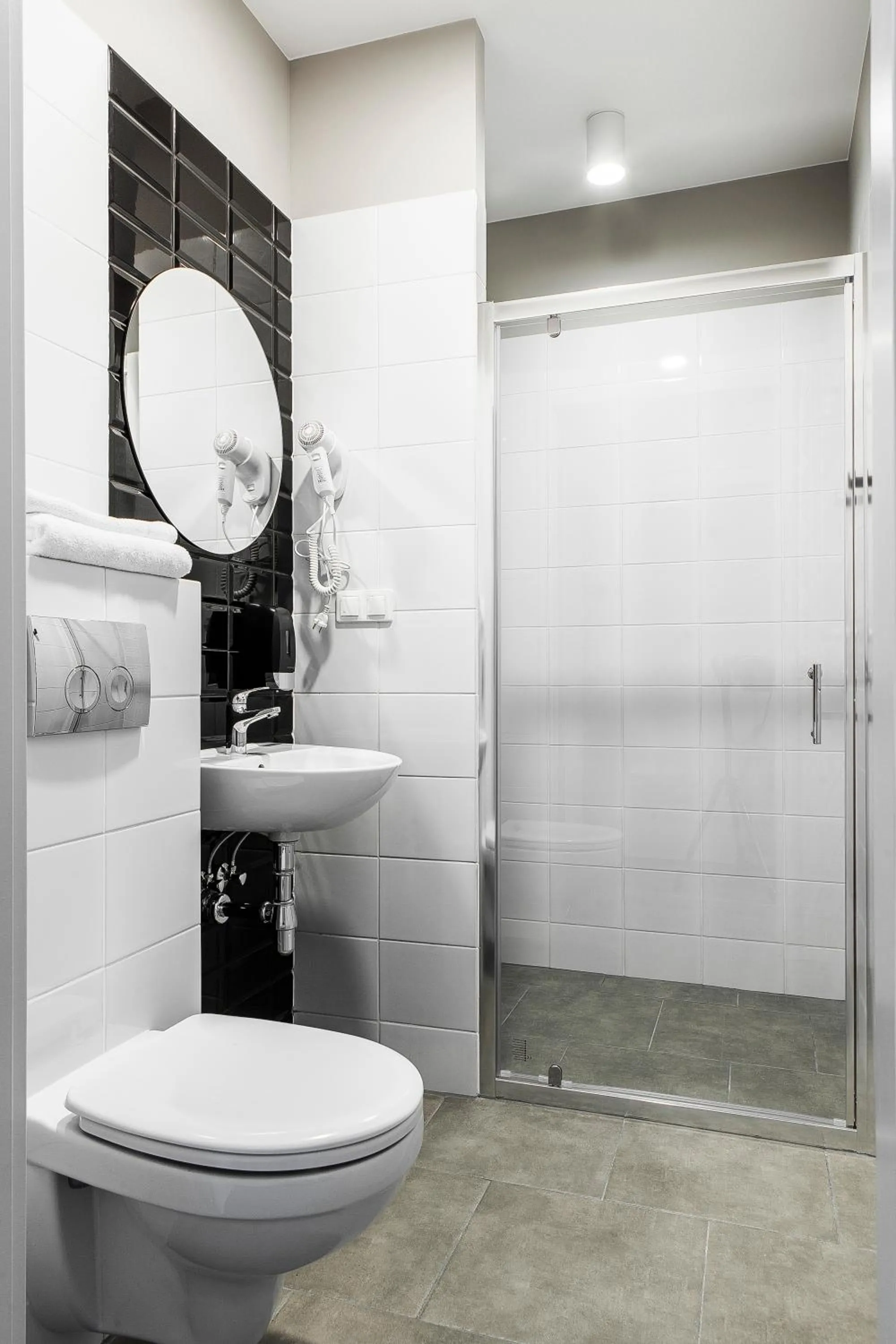 Shower in Gdynia Centrum