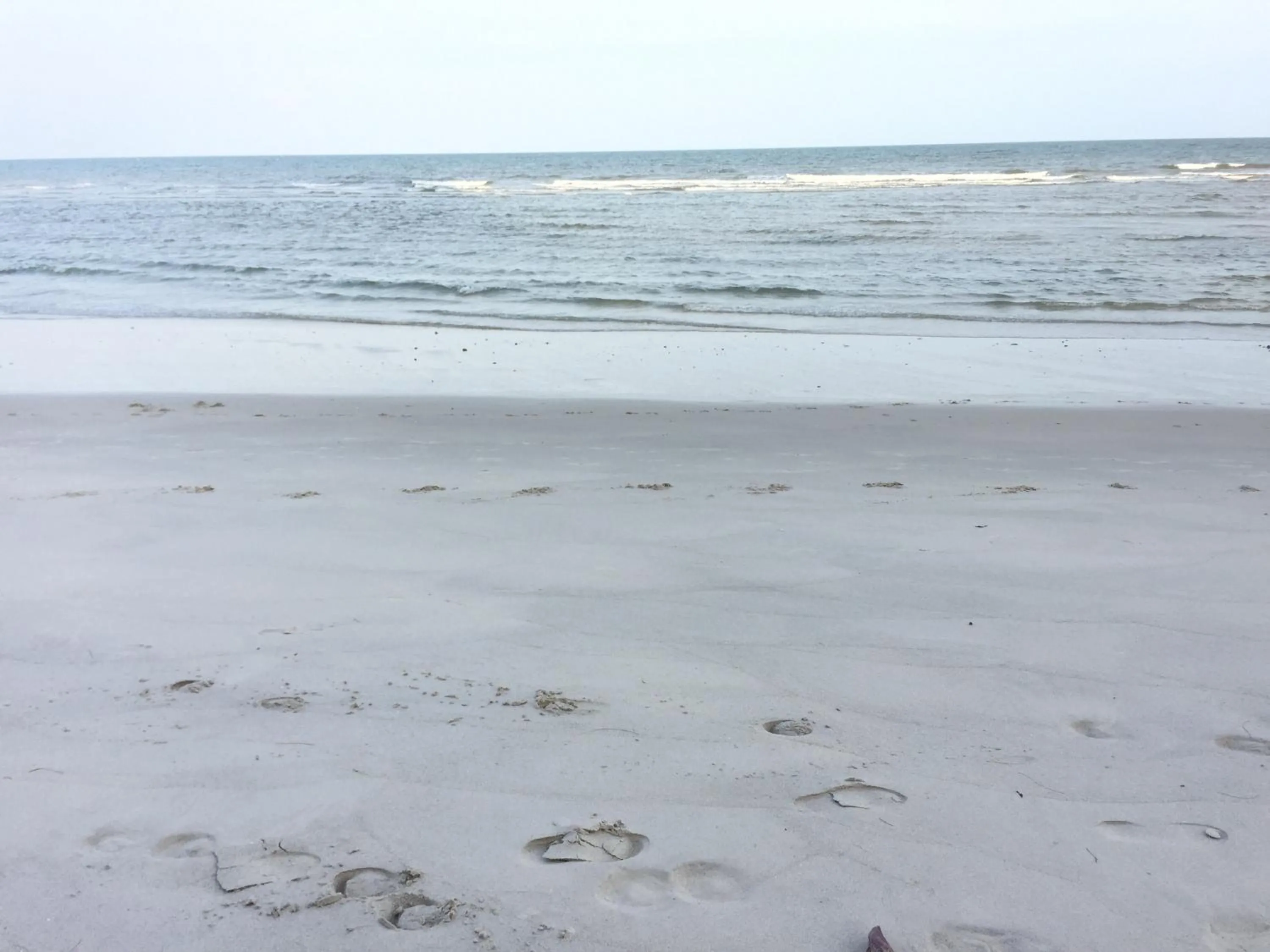 Beach in The Trust Condo Huahin by Petcharat
