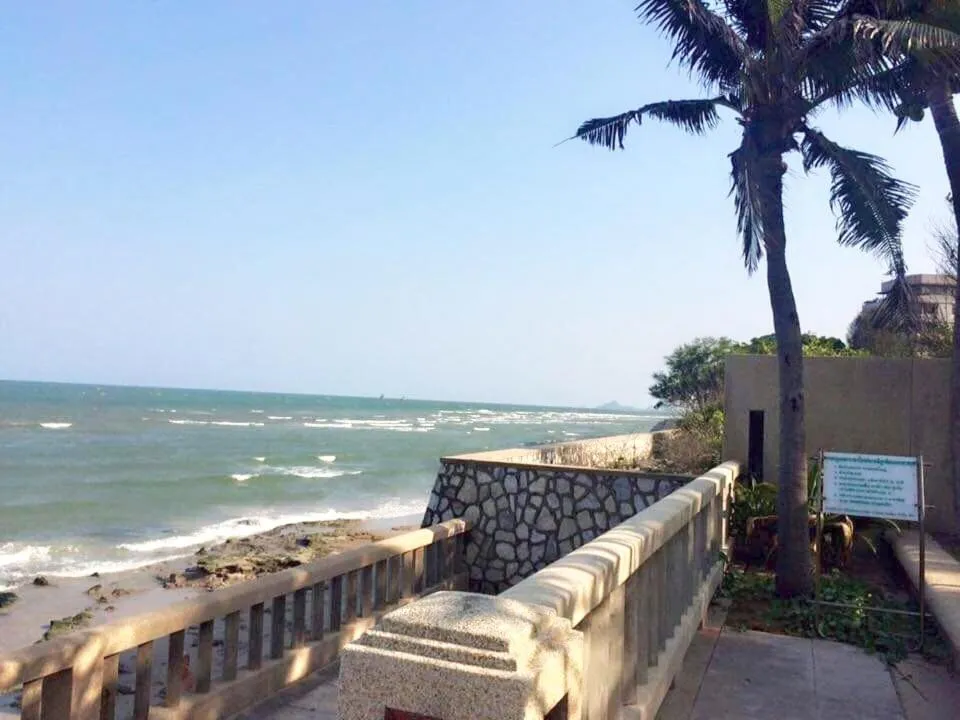 The Trust Condo Huahin by Petcharat